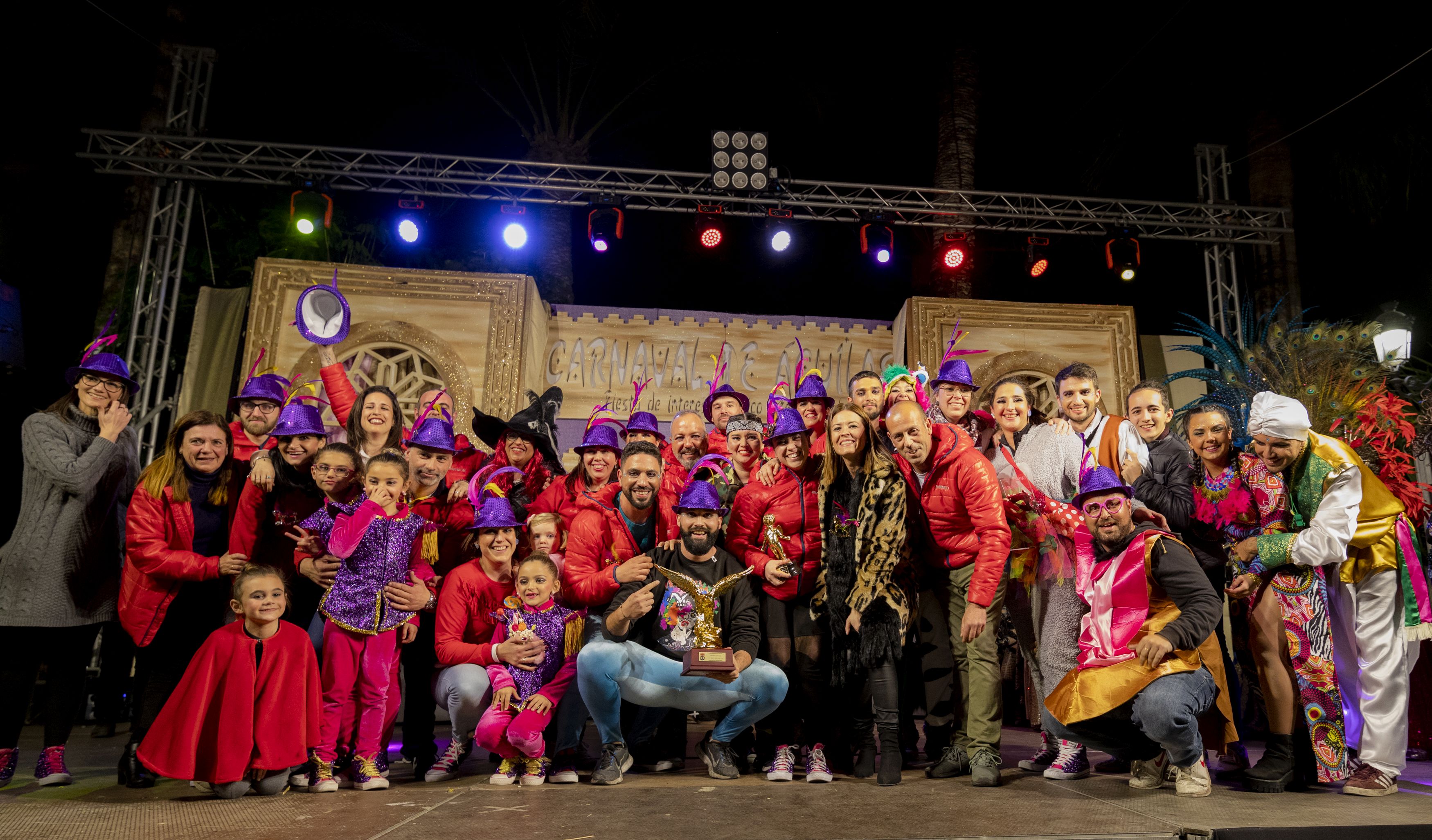 El Pizarrón se convierte en lo mejor del Carnaval logrando el Águilas Dorada y el Ángel Ferrer