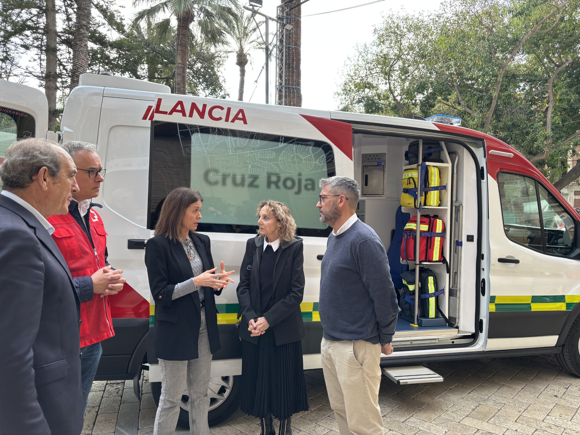 Cruz Roja refuerza su capacidad de respuesta en la Región de Murcia con la adquisición de una nueva ambulancia asistencial que tendrá base en Águilas