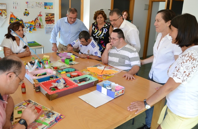 Política Social destina más de 850.000 euros para atender a personas con discapacidad en Águilas