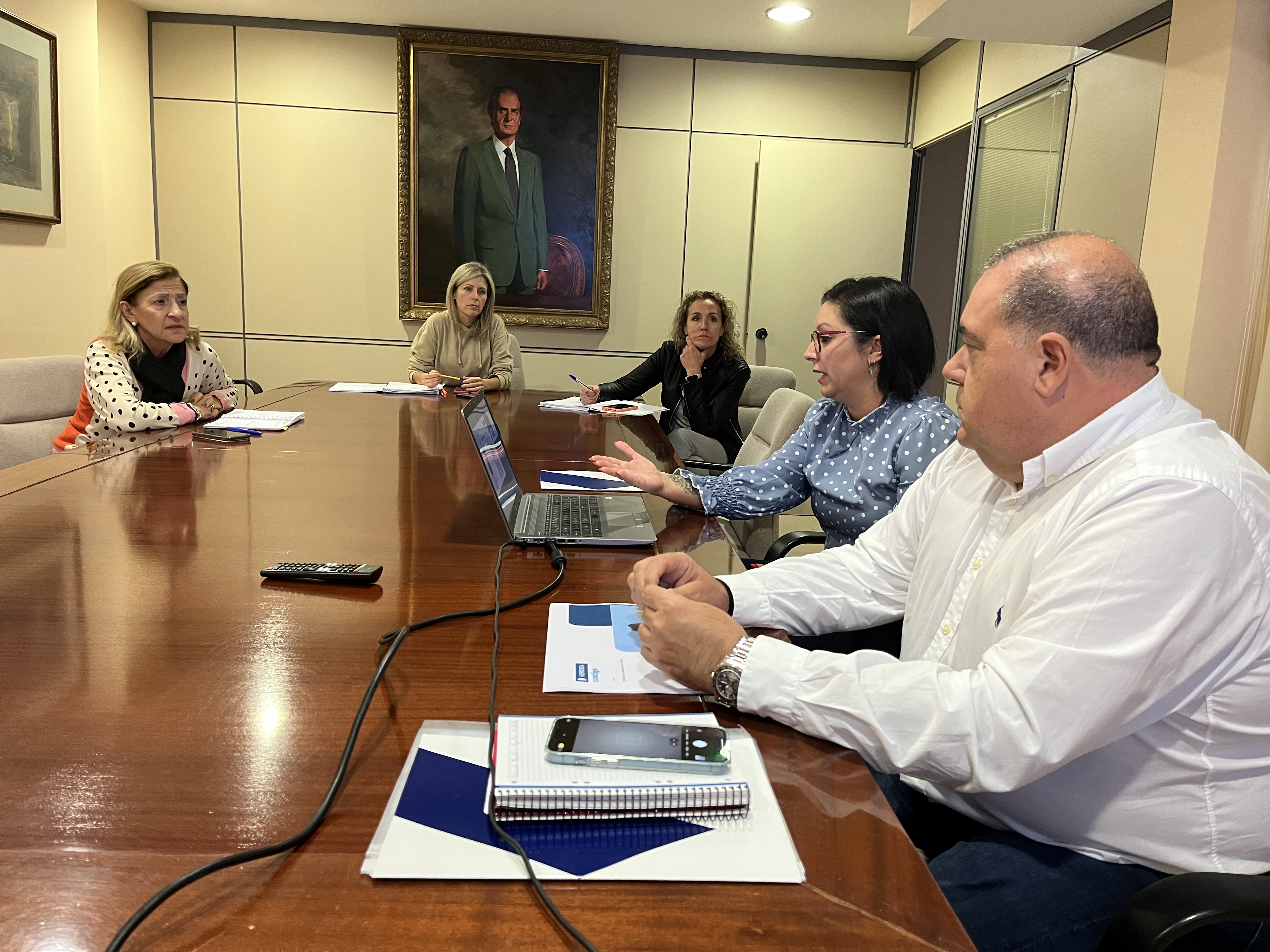 Hidrogea lanza el Programa Contigo