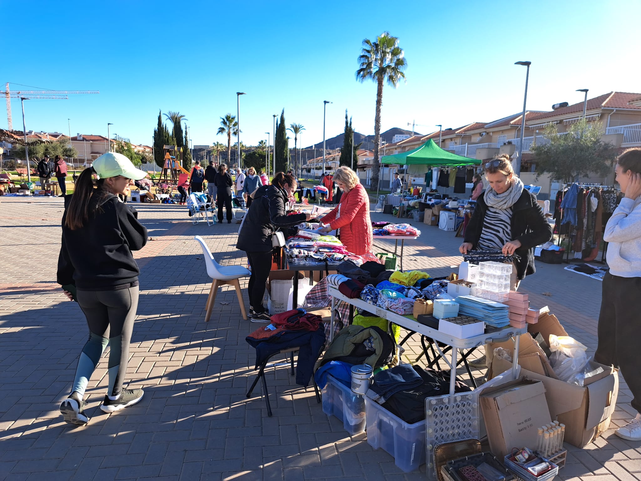 La Junta Municipal del Residencial Los Jardines lleva a cabo la VII edición de “Vacía los trasteros”