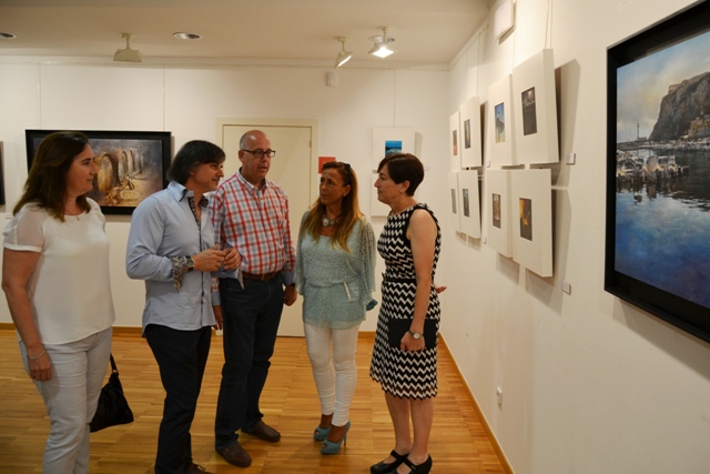 El reconocido artista cartagenero, Pérez Casanova, expone su obra en Águilas 