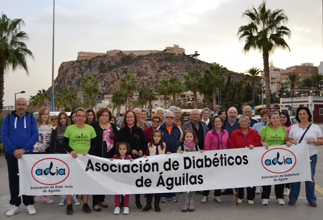 Decenas de personas participan en una nueva edición de la marcha popular ‘Anda Conmigo’   