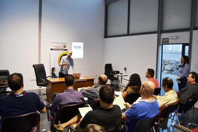 Emprendedores de Águilas participan en una jornada formativa sobre Crowdfunding 