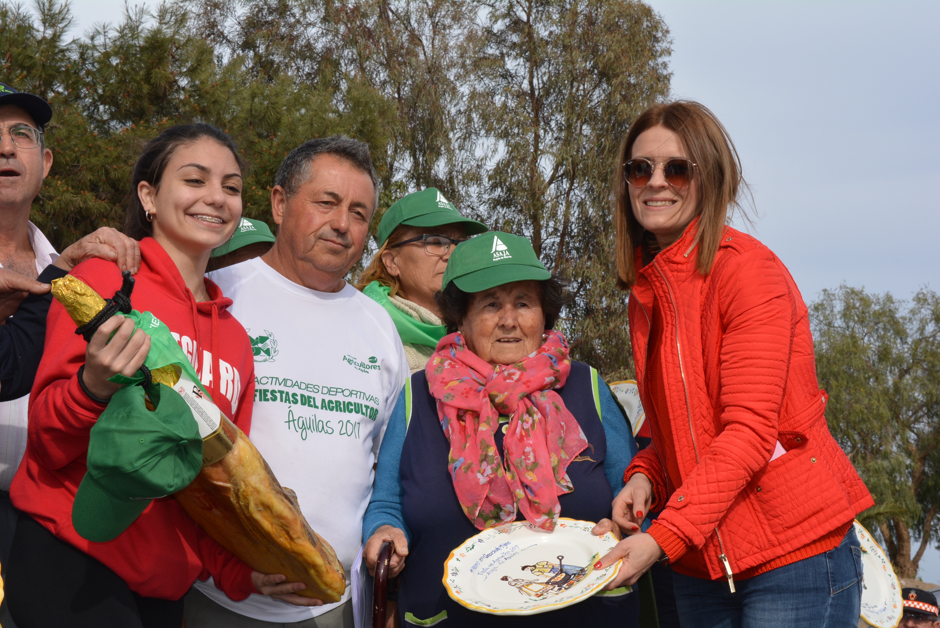 Isabel López, ganadora del XXV concurso de migas de las Fiestas del Agricultor
