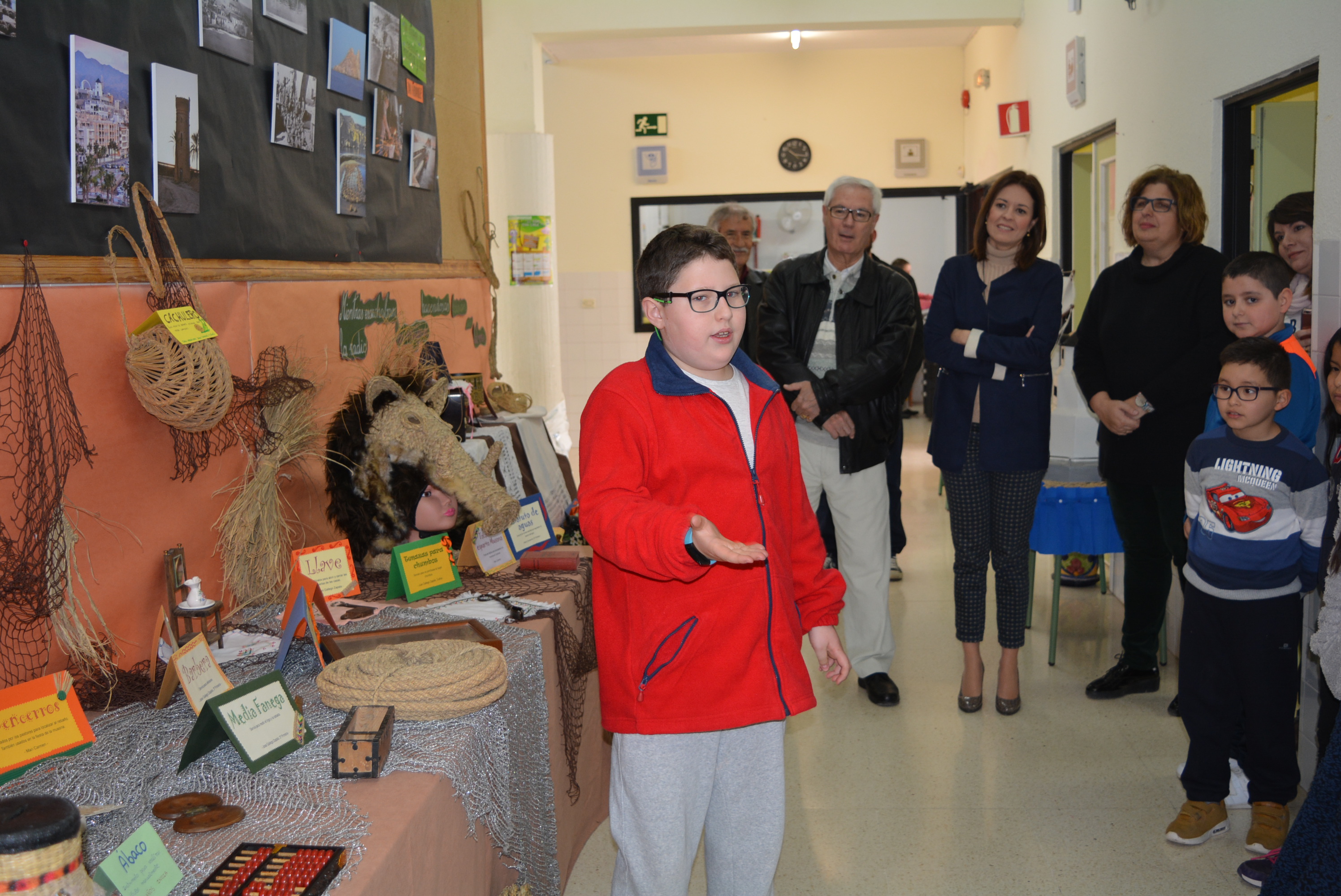El colegio El Rubial inaugura la exposición “Águilas, ayer y hoy”