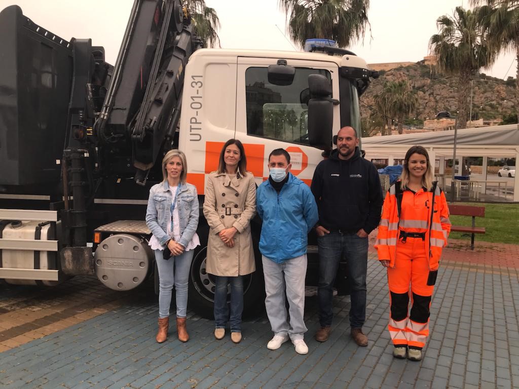 OSS y el Instituto Balear de Estudios de Arqueología Marítima sacan a la luz un pecio que apareció tras el temporal en la bahía de levante en Águilas