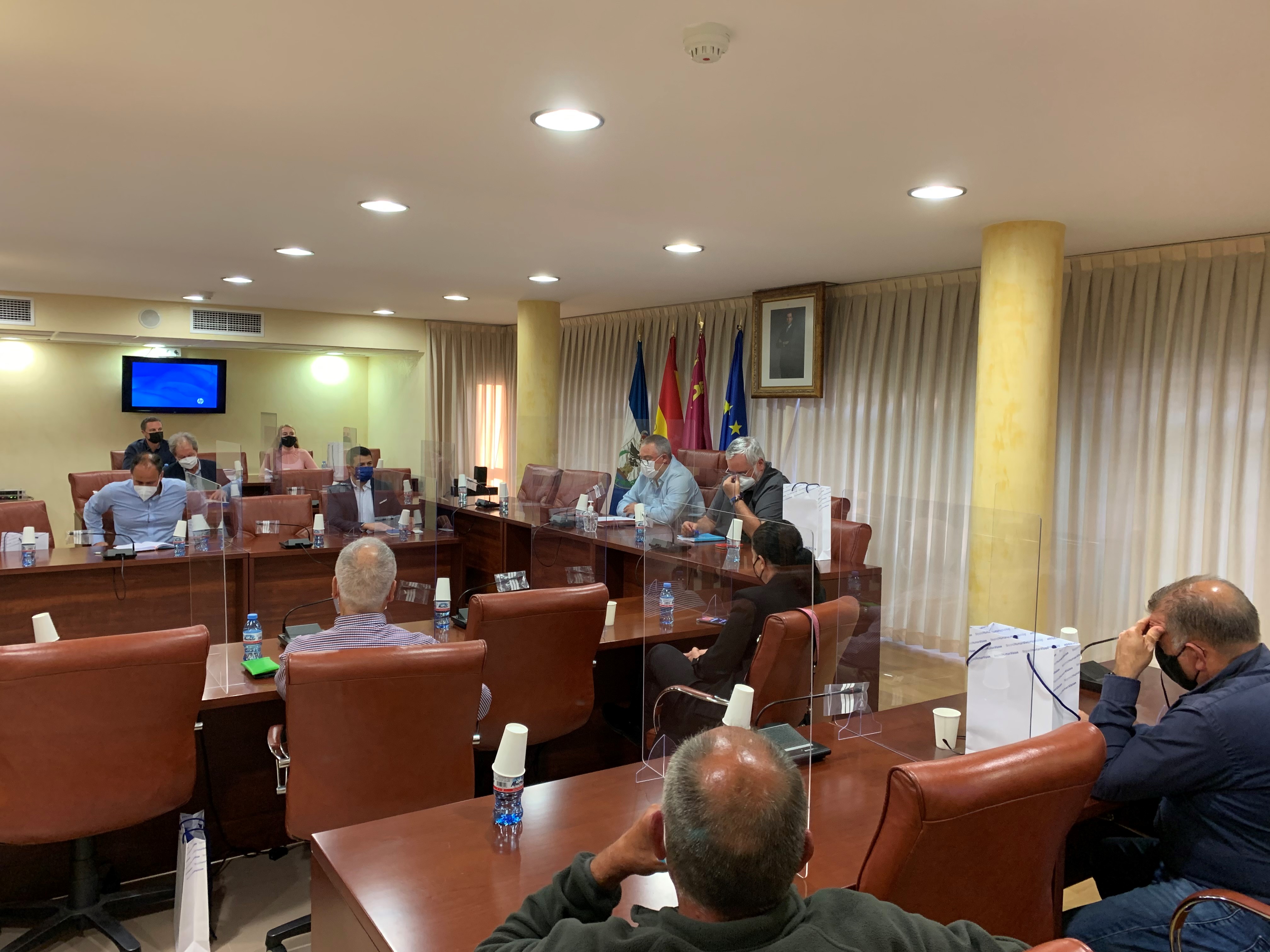 El Consejo Local Agrario se reúne para tratar asuntos de interés para el campo aguileño como los caminos rurales, las quemas, la planta de compostaje y el producto aguileño