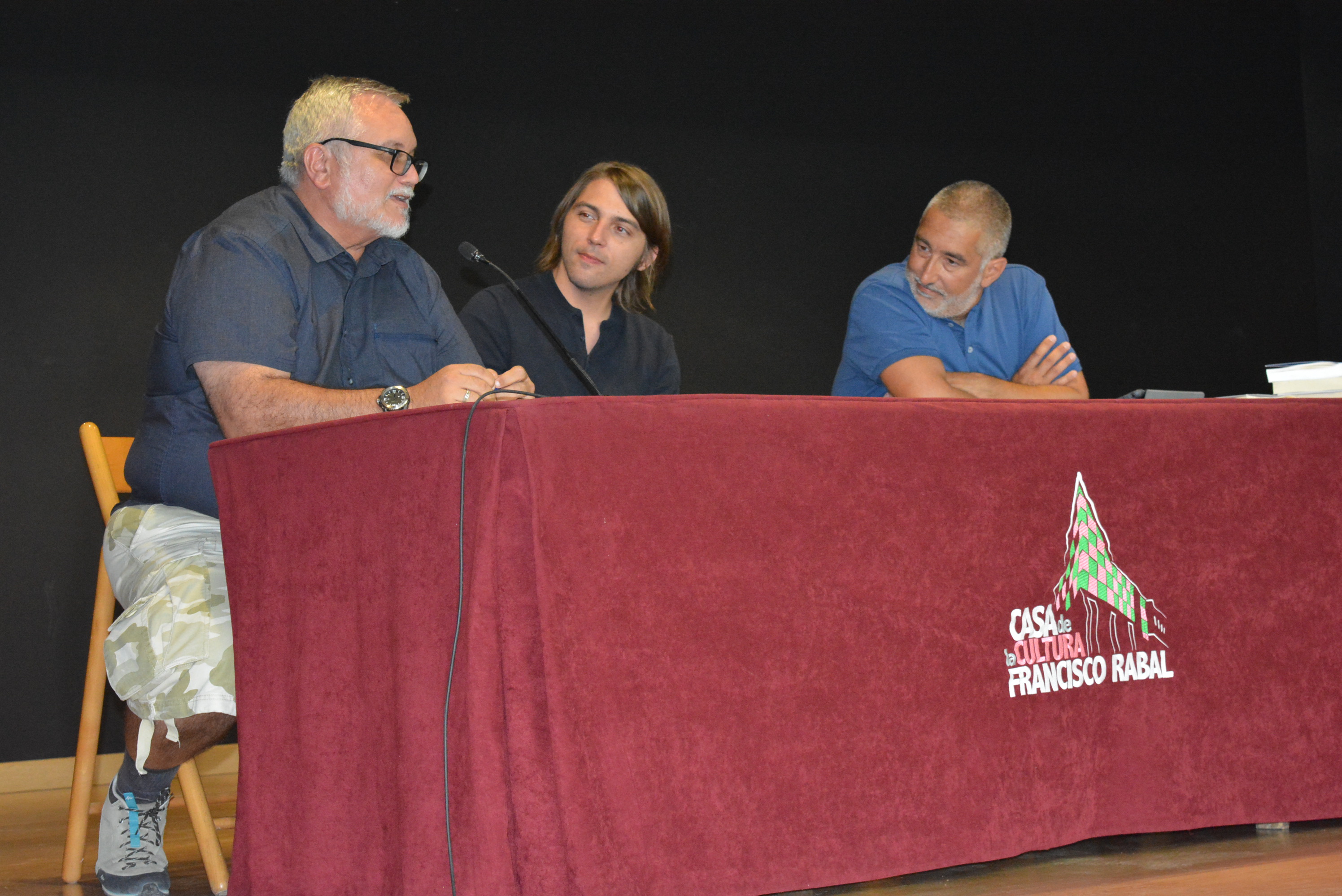 Juan Soto Ivars presenta en Águilas la novela Crímenes del futuro
