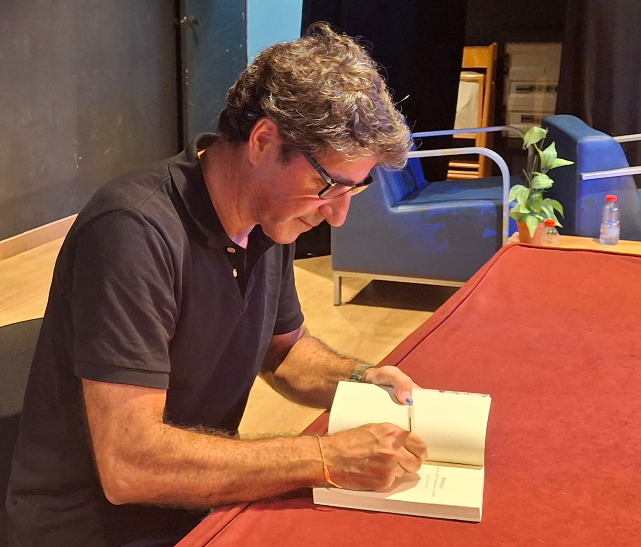 La Casa de la Cultura acoge la presentación de “Almenara”