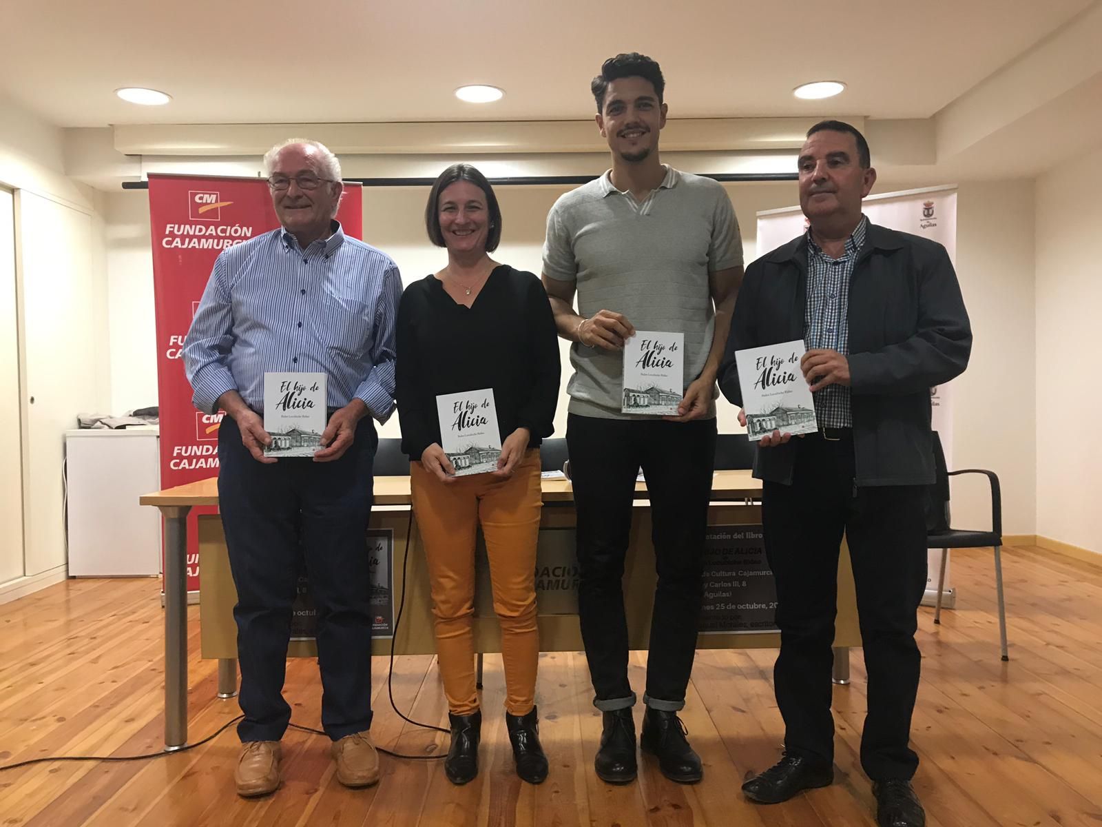 Pedro Locubiche presenta en Águilas “El hijo de Alicia”