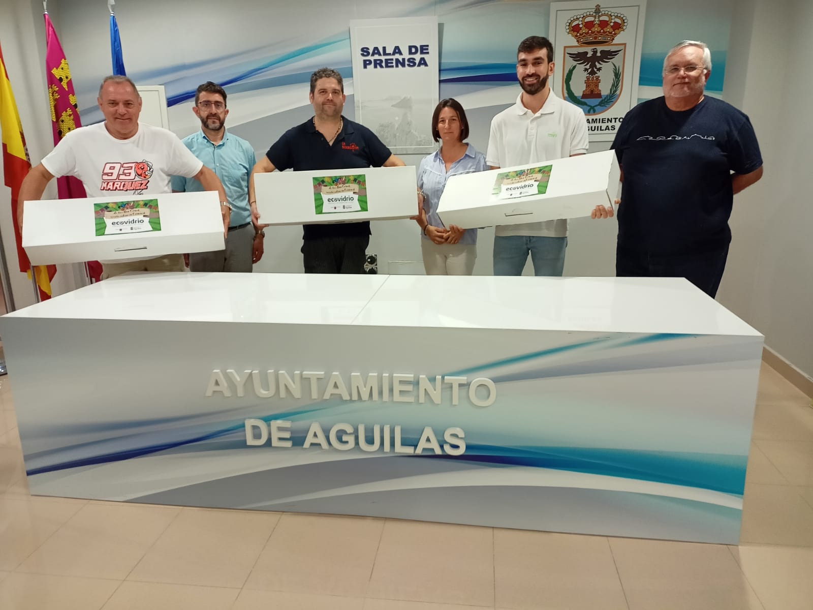 Ecovidrio y el Ayuntamiento de Águilas ponen en marcha la campaña ‘Carnaval más verde que nunca’ para incentivar el reciclaje de vidrio