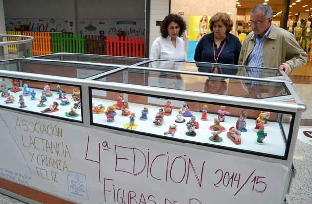 La Asociación Lactancia y Crianza Feliz de Águilas premia a los ganadores del concurso escolar de plastilina y expone los trabajos  