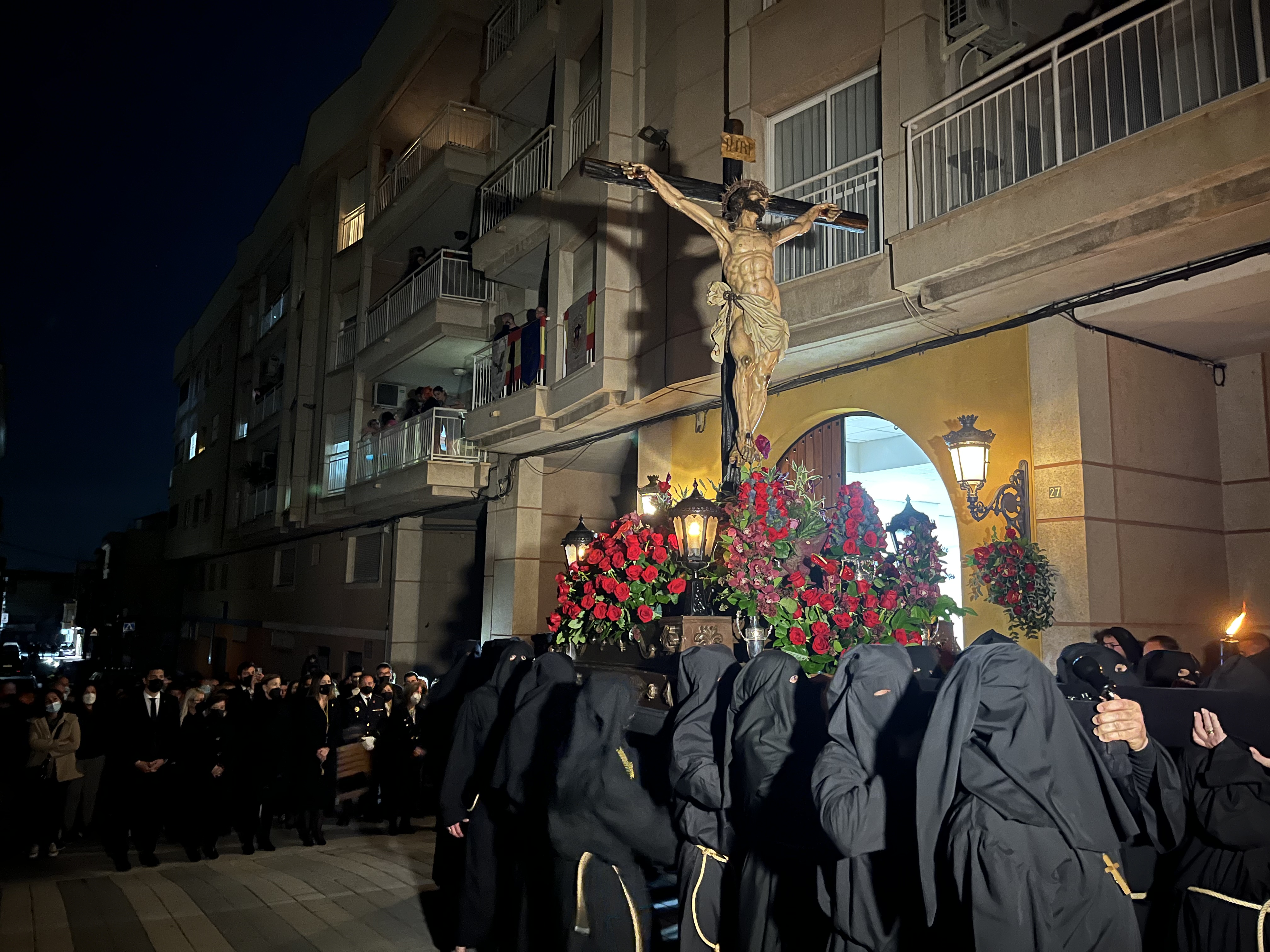 El Cristo de la Agonía recorre las calles de la localidad 