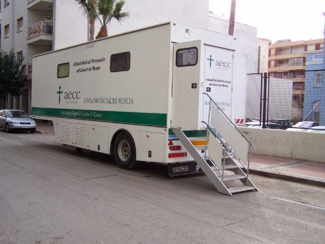 La Unidad de Prevención del cáncer de mama instalará su unidad móvil en Águilas del 24 de abril al 19 de mayo