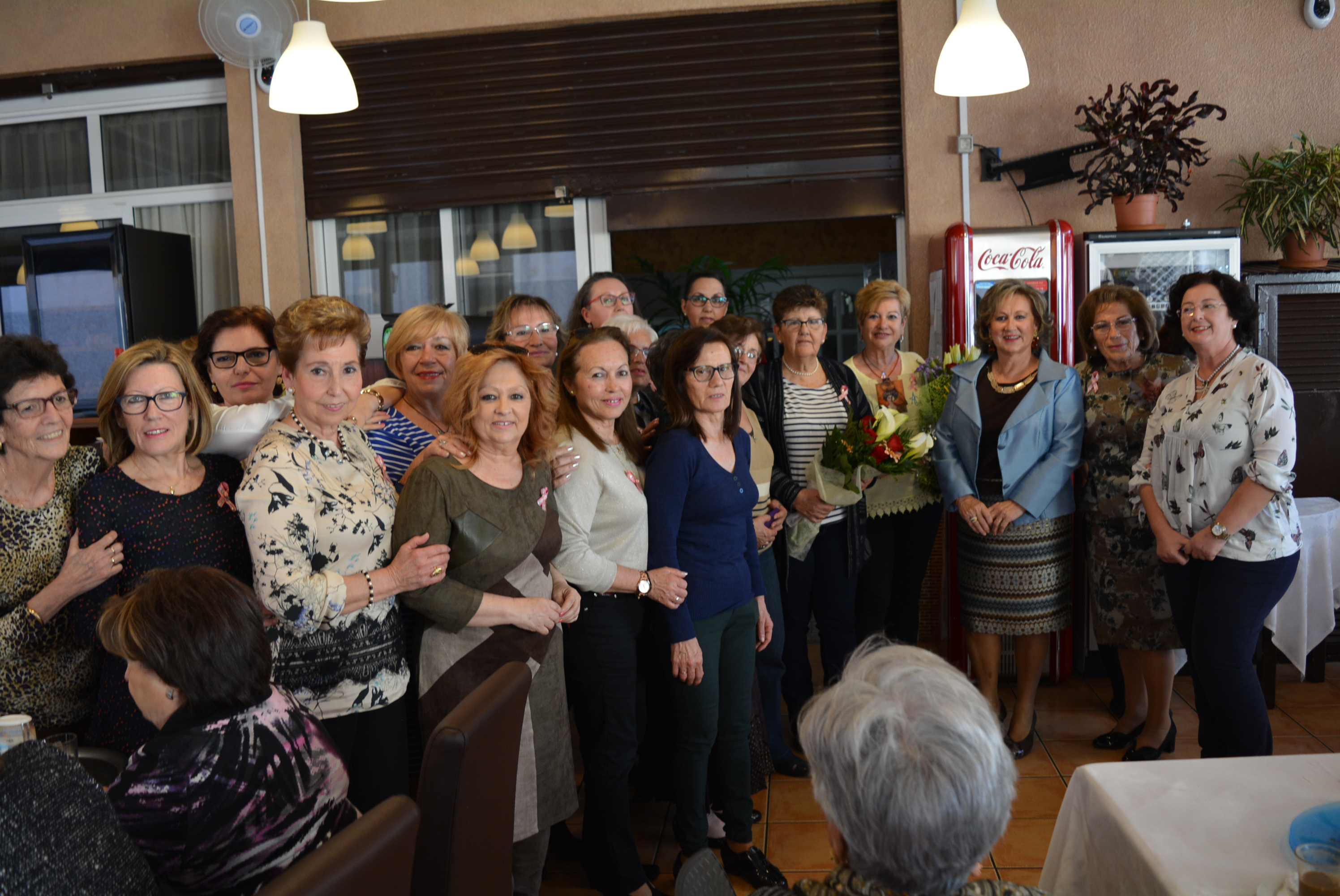 La alcaldesa, el grupo Mucho por vivir y Paca Albarracín, galardonadas en los premios Día de la Mujer