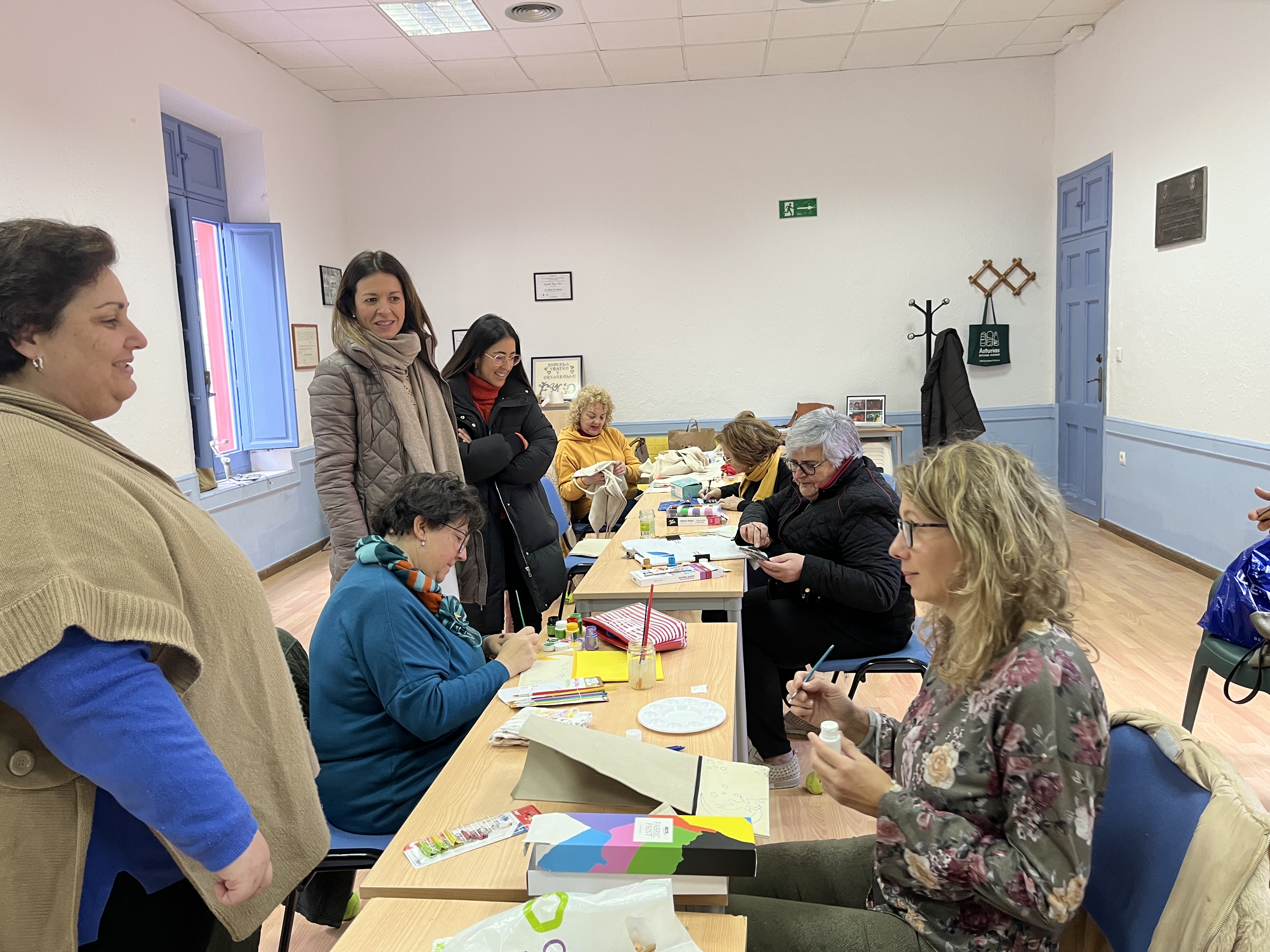 Finaliza el Curso de Iniciación de la Pintura en Tela organizado por la concejalía de Igualdad