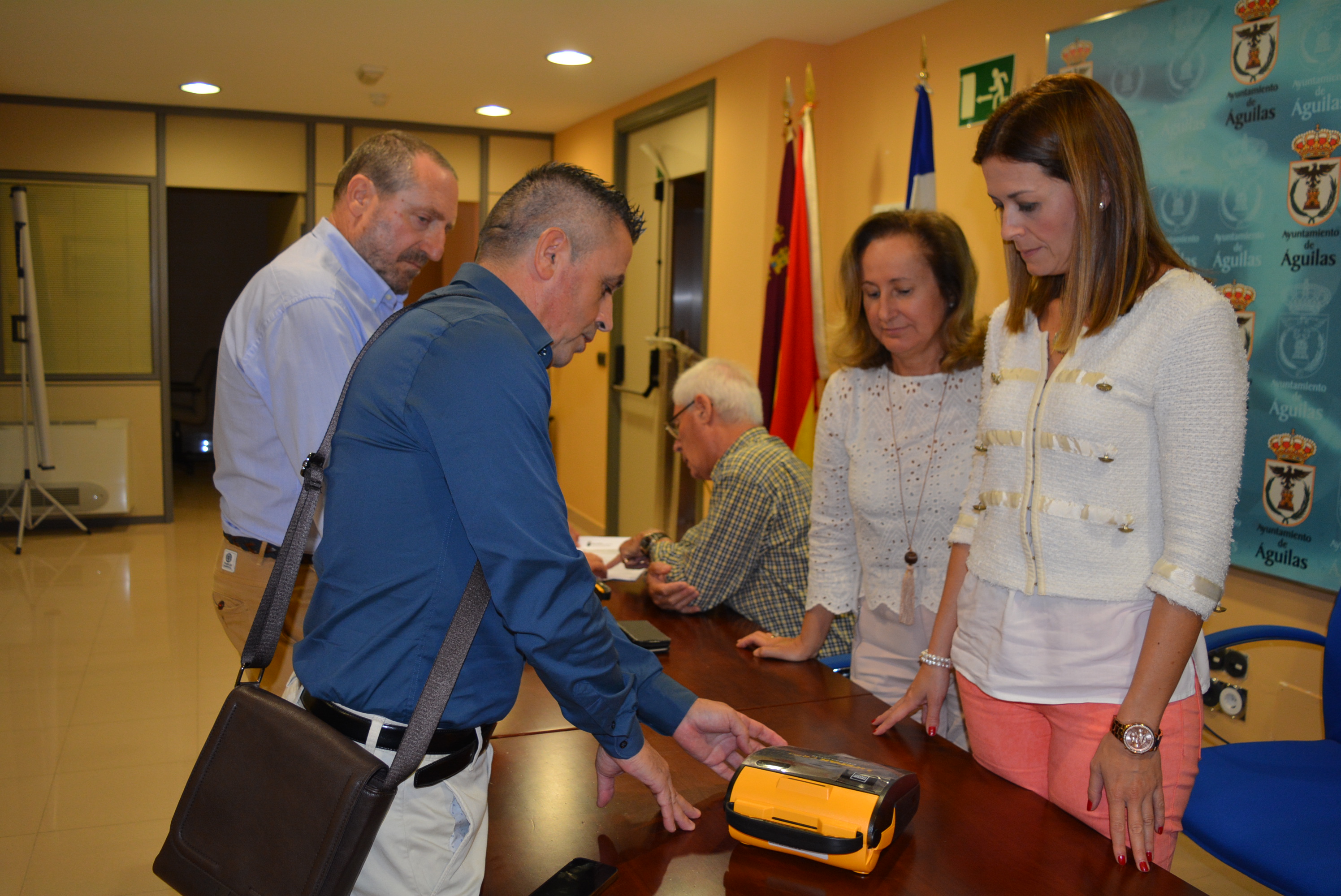 Águilas da los primeros pasos para convertirse en un municipio cardioprotegido 