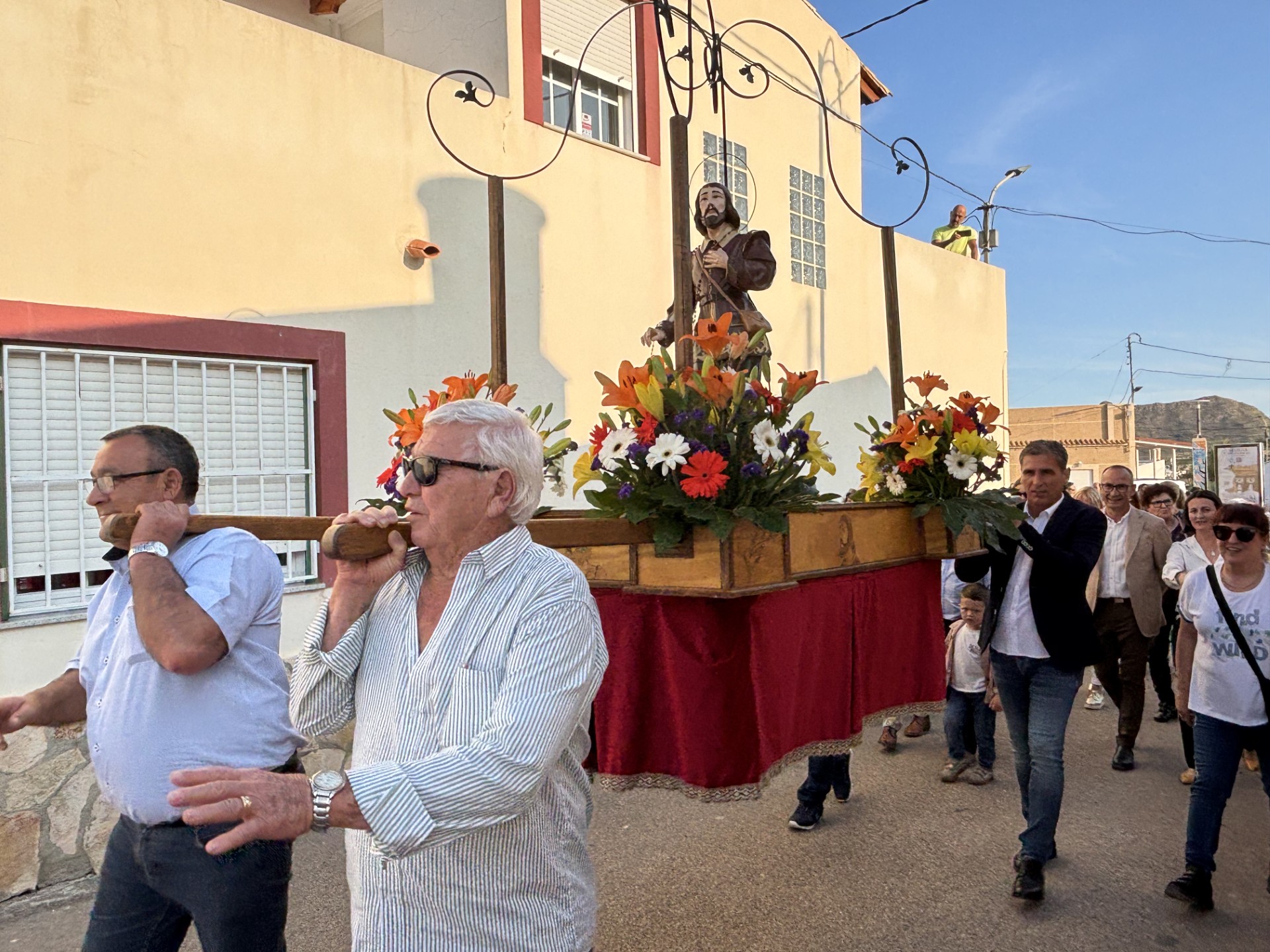Multitudinaria participación en las fiestas de Los Arejos