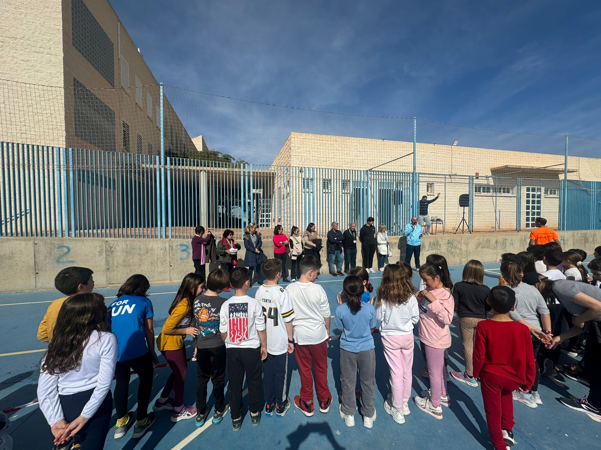 El CEIP Ciudad del Mar organiza una carrera solidaria contra el cáncer infantil 