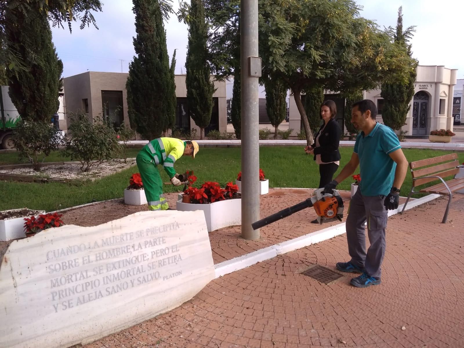 La Concejalía de Cementerios continúa desarrollando actuaciones de mejora en el camposanto municipal