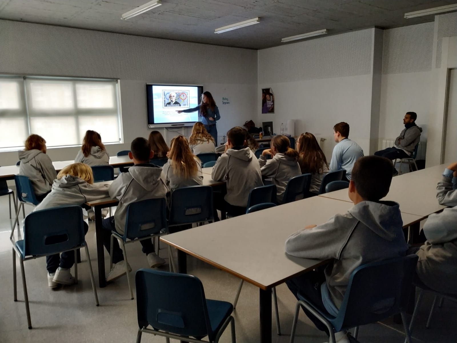 El Ayuntamiento de Águilas inicia un programa en los institutos para promocionar la igualdad y la participación de las mujeres en el deporte