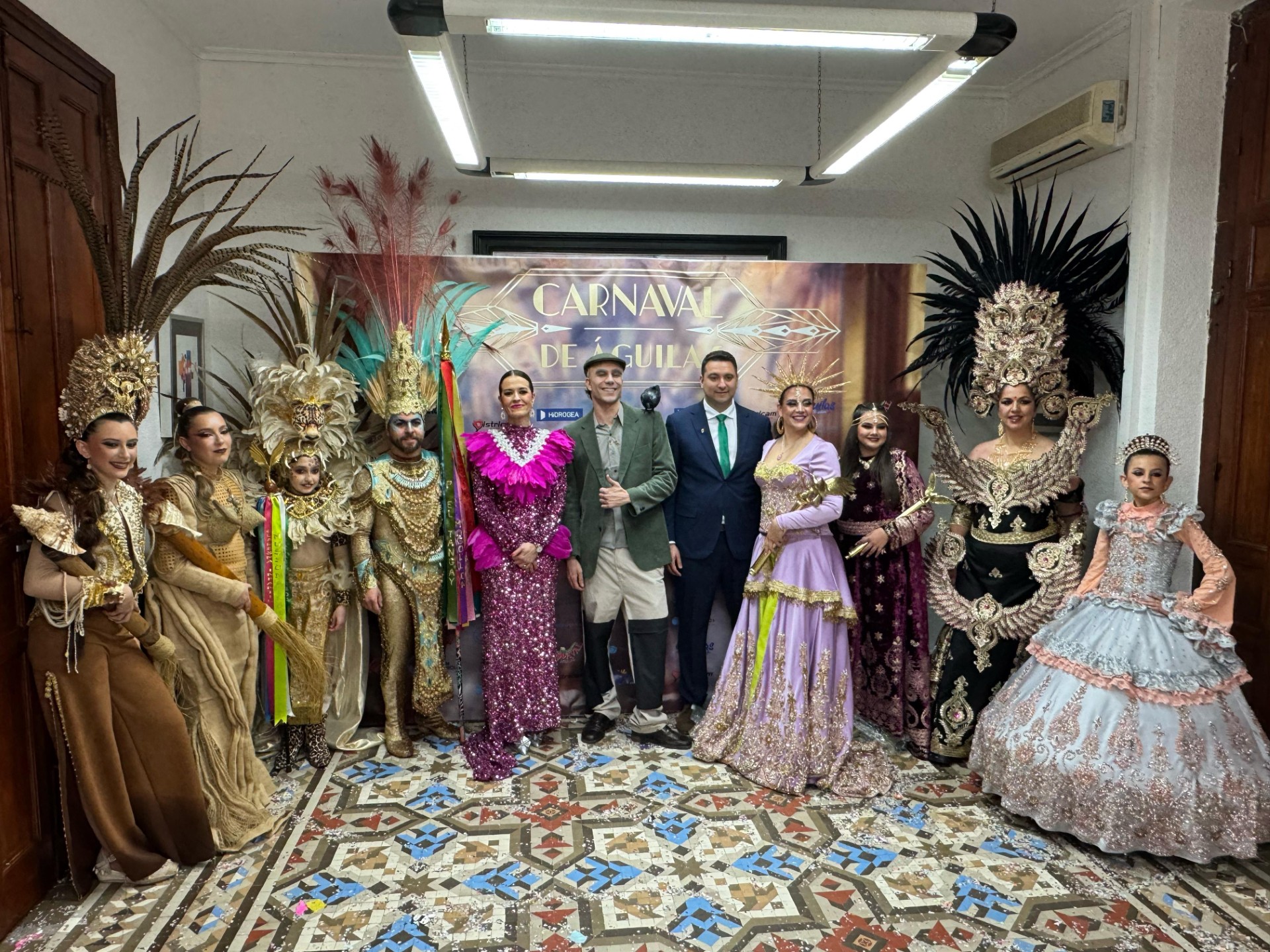 La lluvia no pudo con la noche del sábado de Carnaval