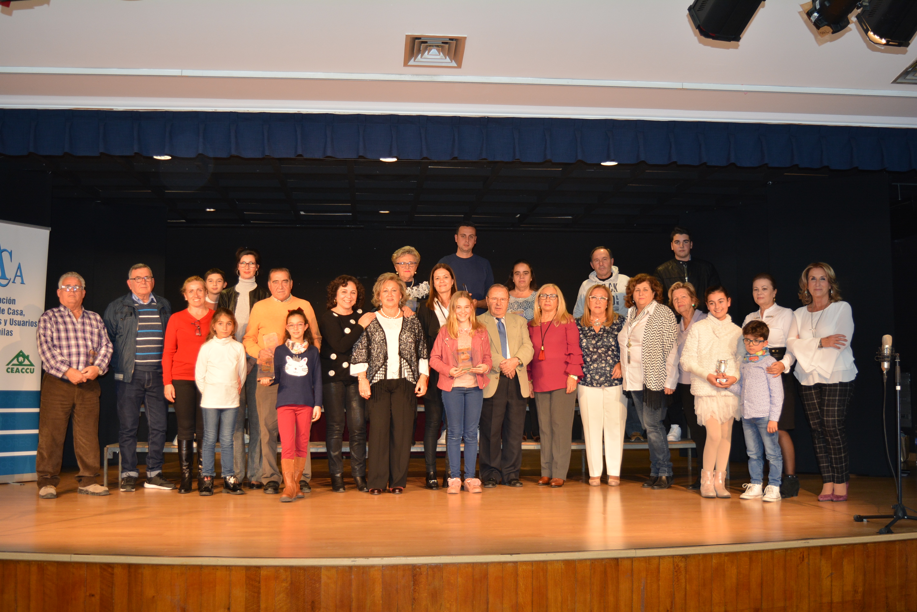 El Belén del colegio María Inmaculada se convierte en el mejor valorado del concurso de la Asociación de Amas de Casa