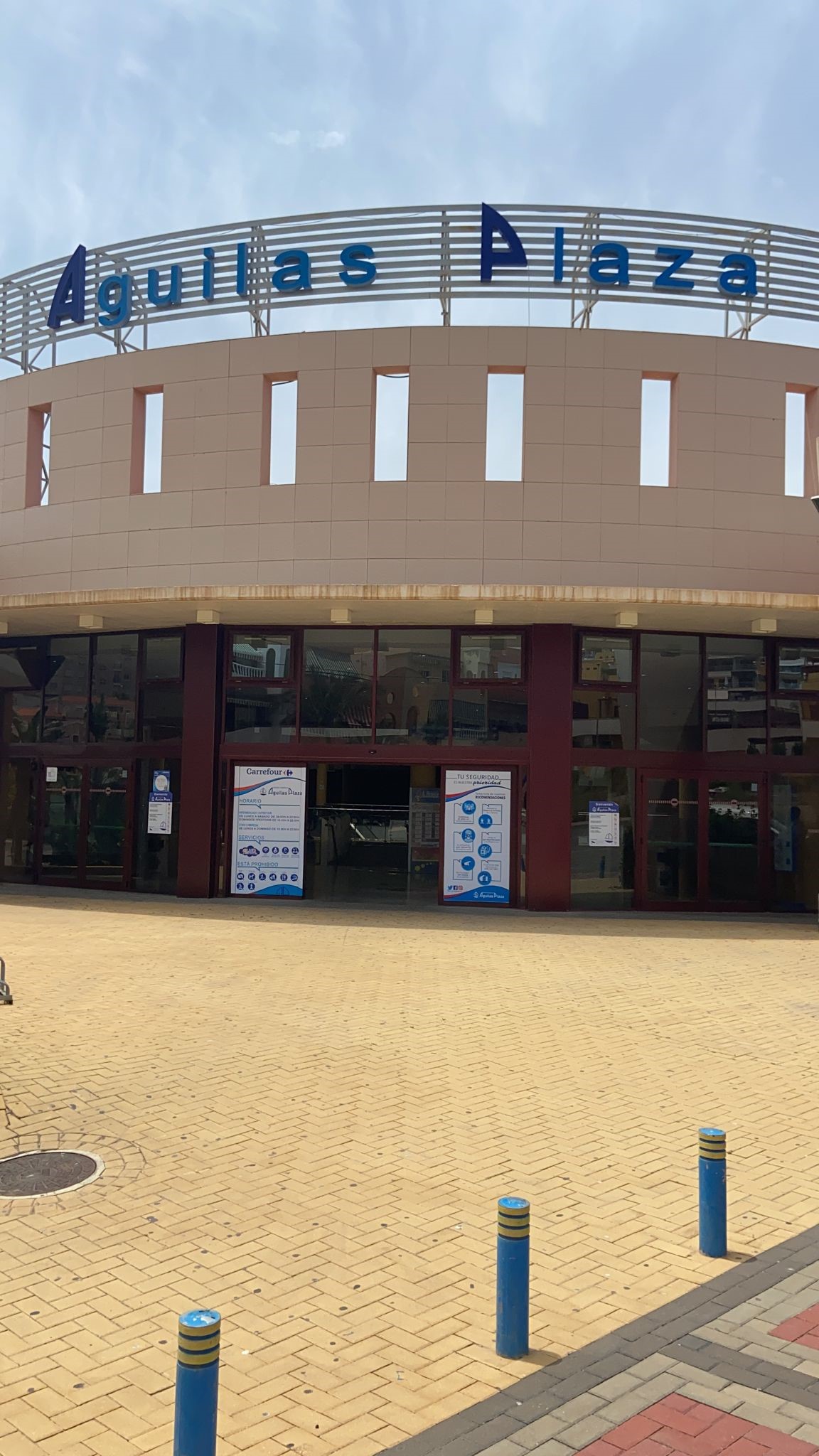 Debido al calor, el Punto de vacunaciones se traslada al Centro Comercial Águilas Plaza