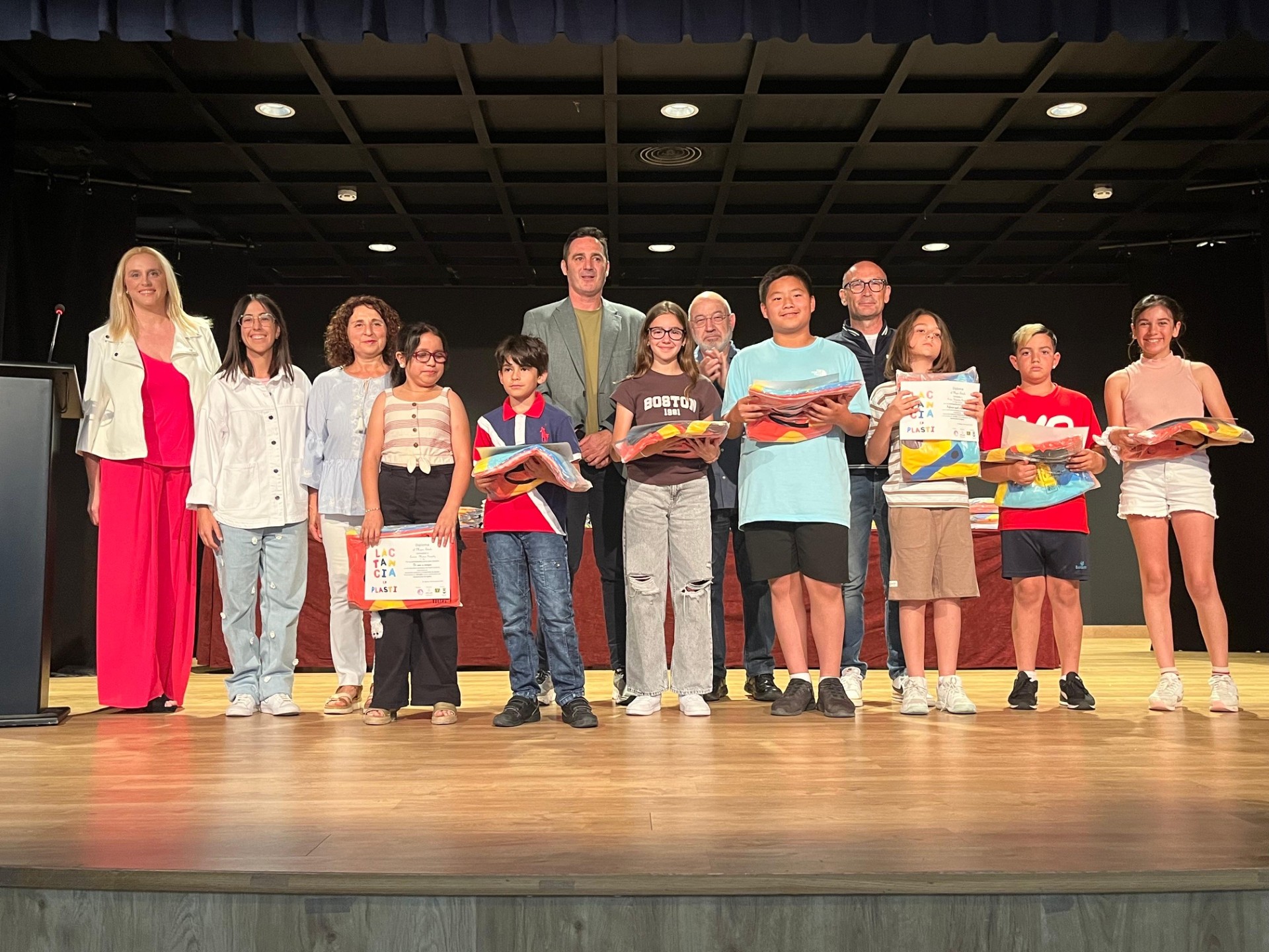 Más de 250 escolares participan en el concurso “Lactancia en plastilina”