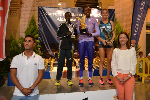 La Carrera Nocturna Alcaldesa de Águilas vuelve a convertir al municipio en referente del atletismo internacional