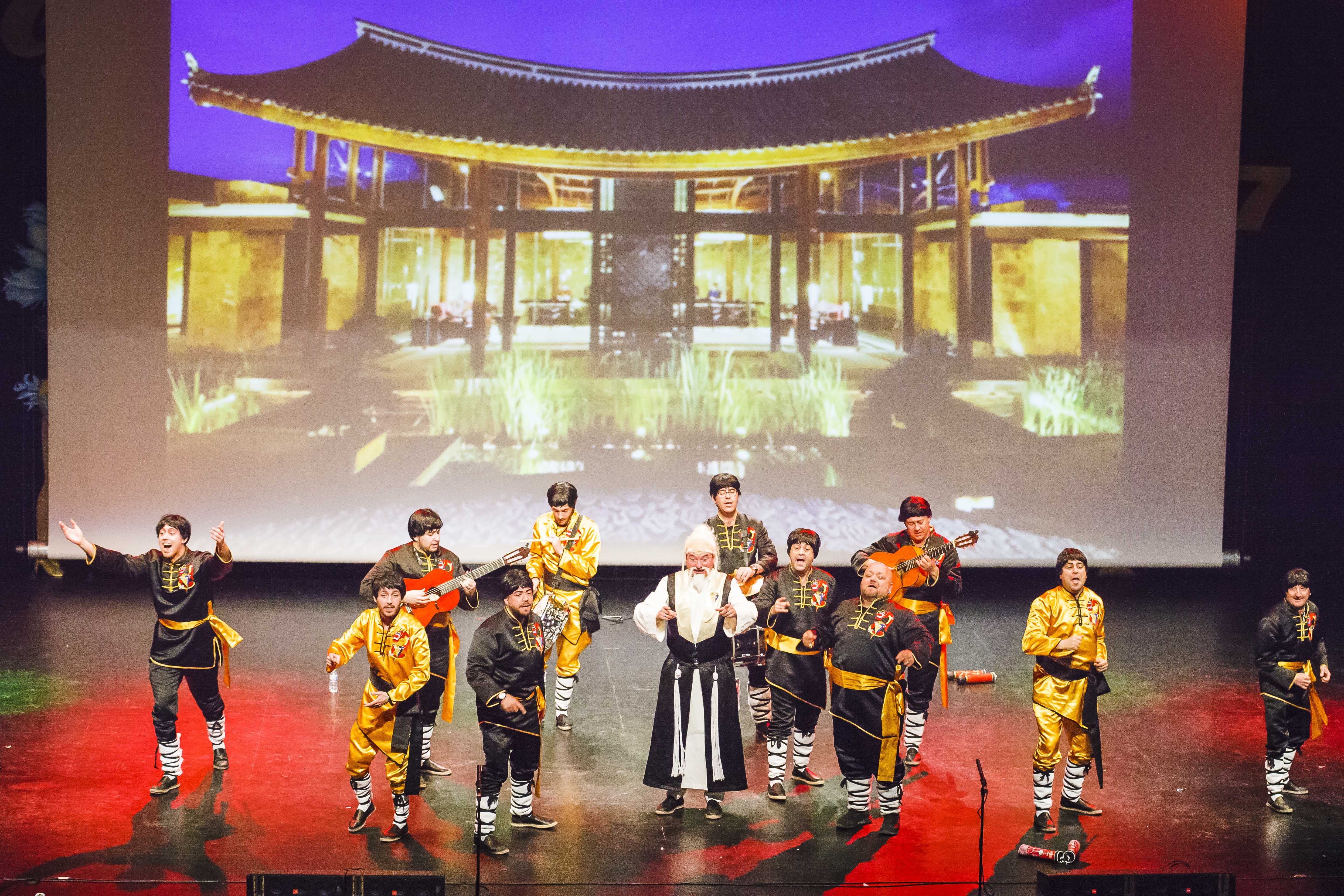 El Carnaval de Águilas se despide a ritmo de chirigota