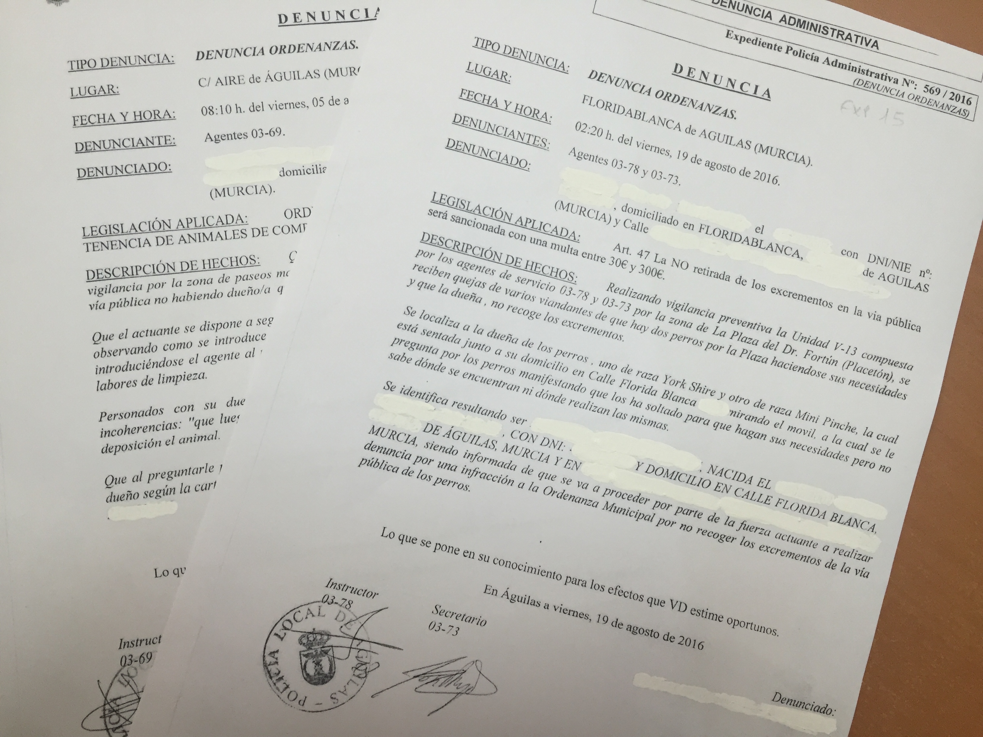 La Policía Local sigue aplicando sanciones por no retirar los excrementos de mascotas de la vía pública