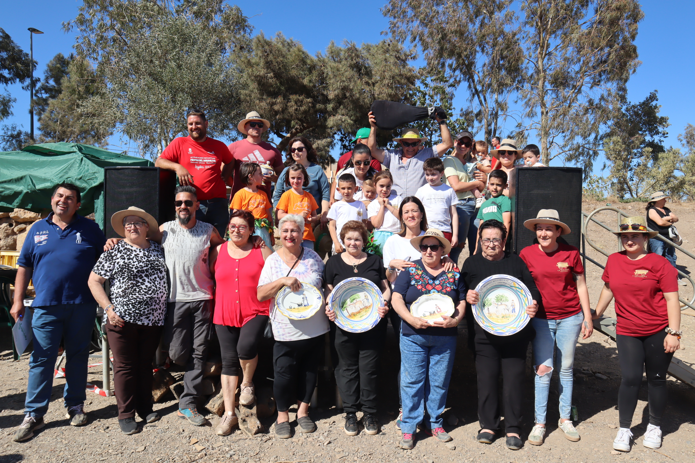 Inma Navarro, ganadora del XXVIII concurso de migas de las Fiestas del Agricultor