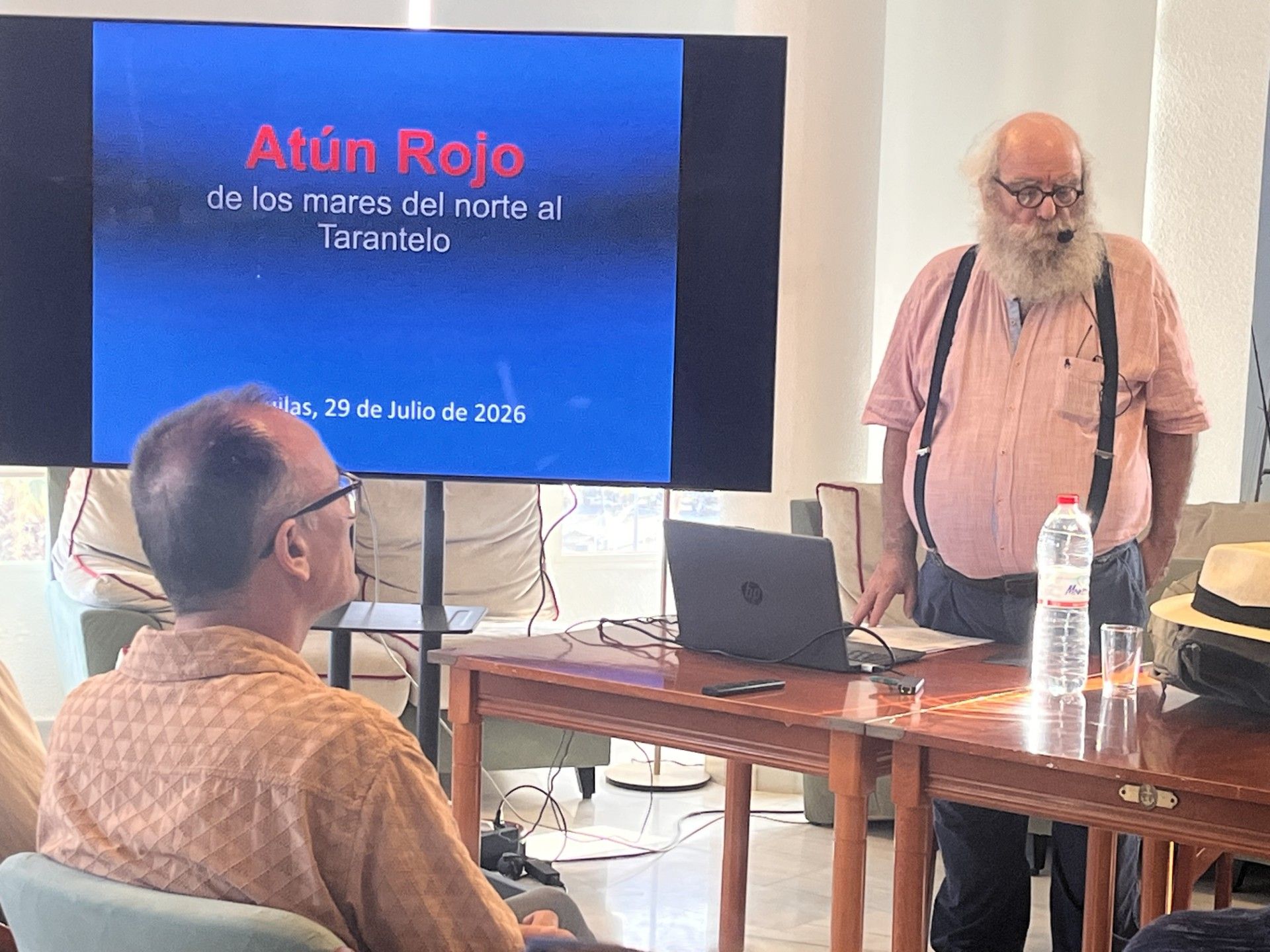 El Club Náutico de Águilas acoge la conferencia de Fernando Canet sobre la situación actual del atún rojo en el Mediterráneo