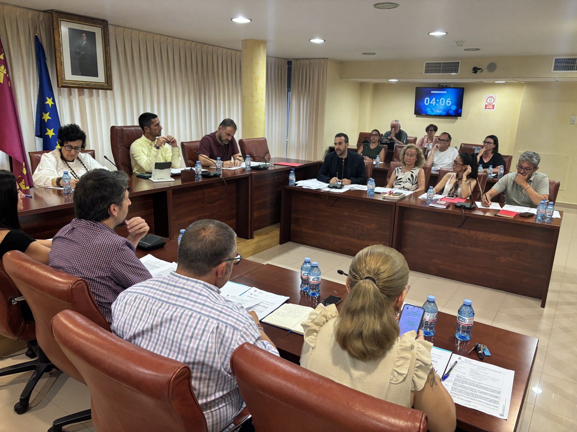 El Pleno aprueba dedicar la pista polideportiva de arena a Antonio Soto Cano "Antoñín" y toma conocimiento de la renuncia de la concejal Francis Gallego