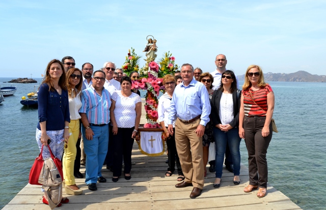 Las fiestas de la Cruz de Mayo en Calabardina congregan a un gran número de personas