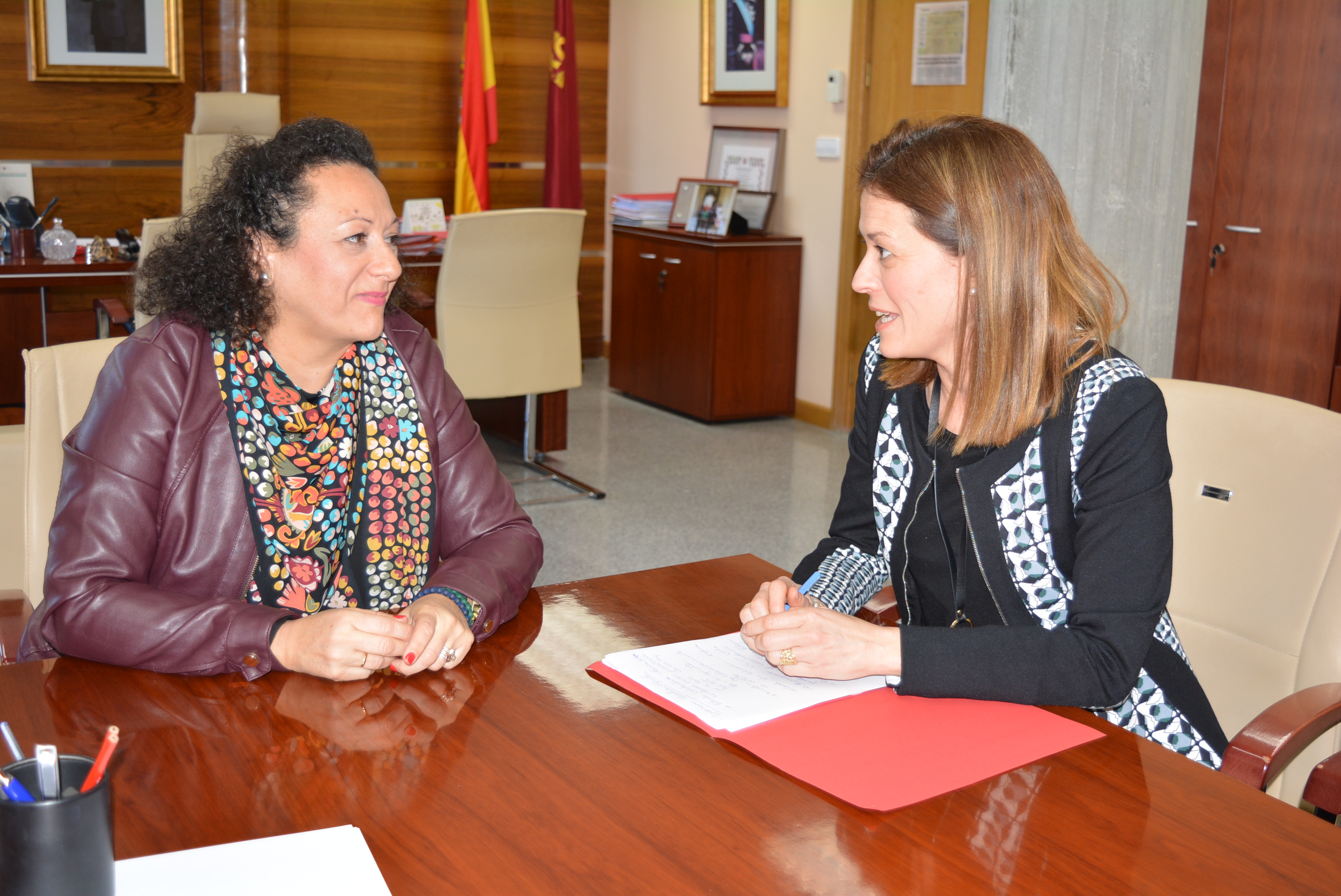 La alcaldesa de Águilas vuelve a solicitar a la secretaria general de Fomento la construcción de una rotonda en Calabardina