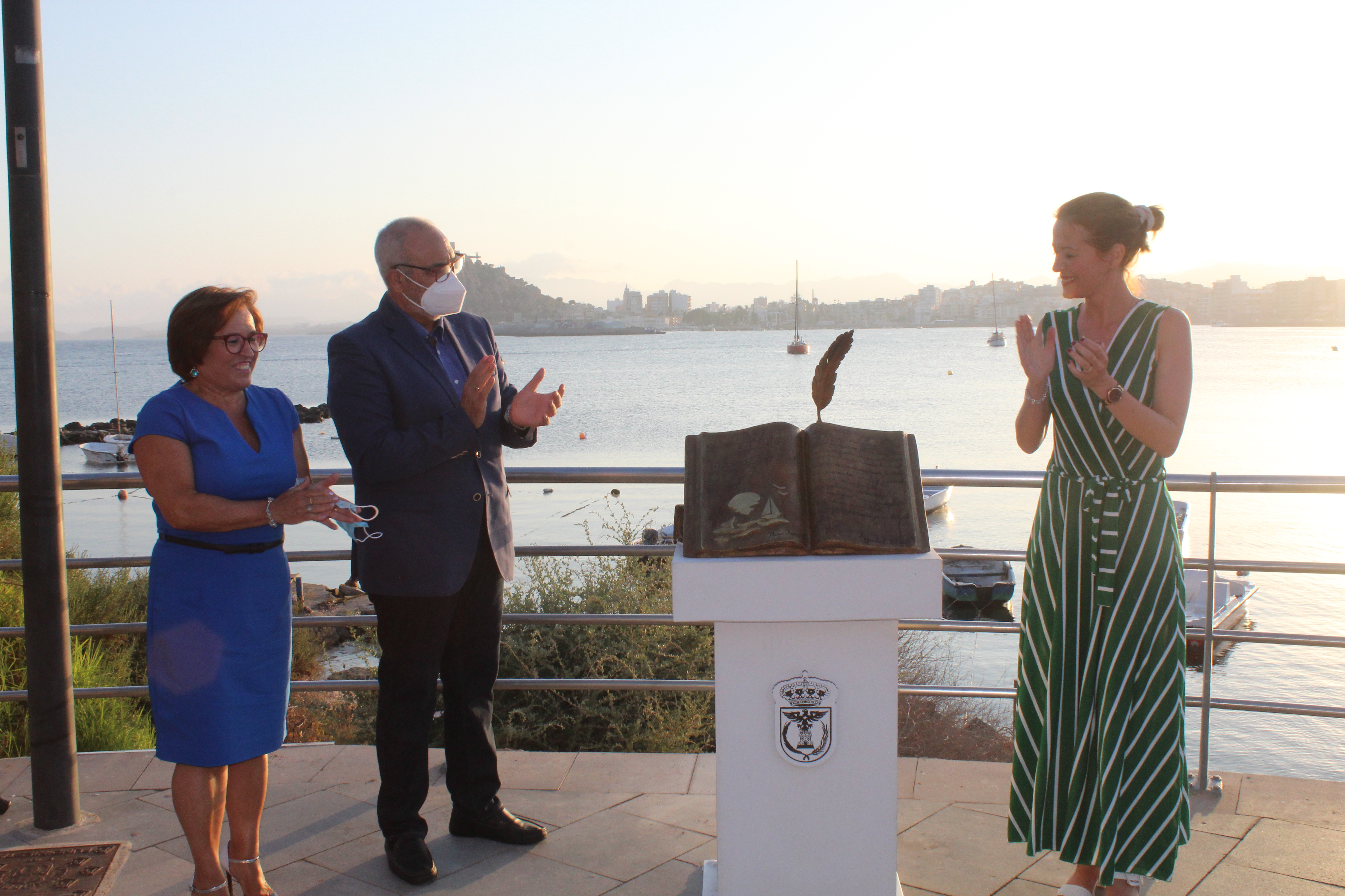 Águilas rinde homenaje al profesor Andrés Escarbajal 