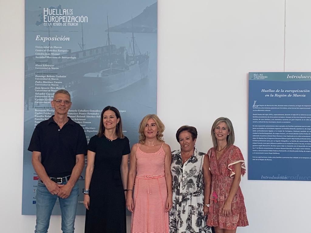 El Auditorio acoge la exposición Huellas de la Europeización 