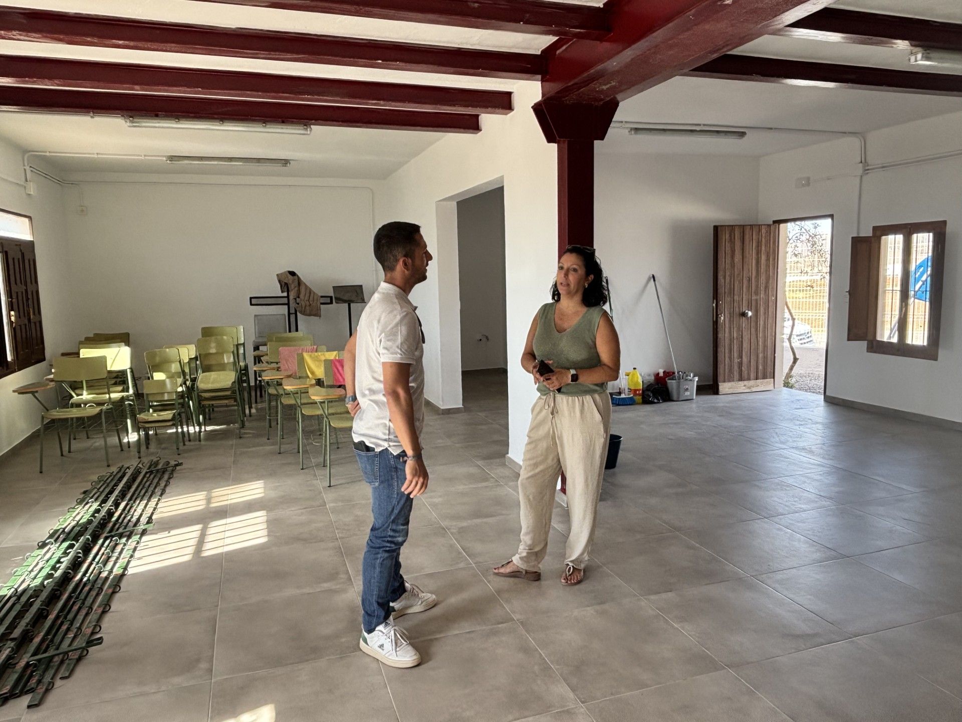 Finalizan las obras de adecuación del salón social de El Garrobillo con una inversión de 47.383 euros