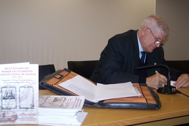 El Pleno Municipal nombra a Luis Díaz Martínez como Cronista Oficial de la Villa de Águilas 