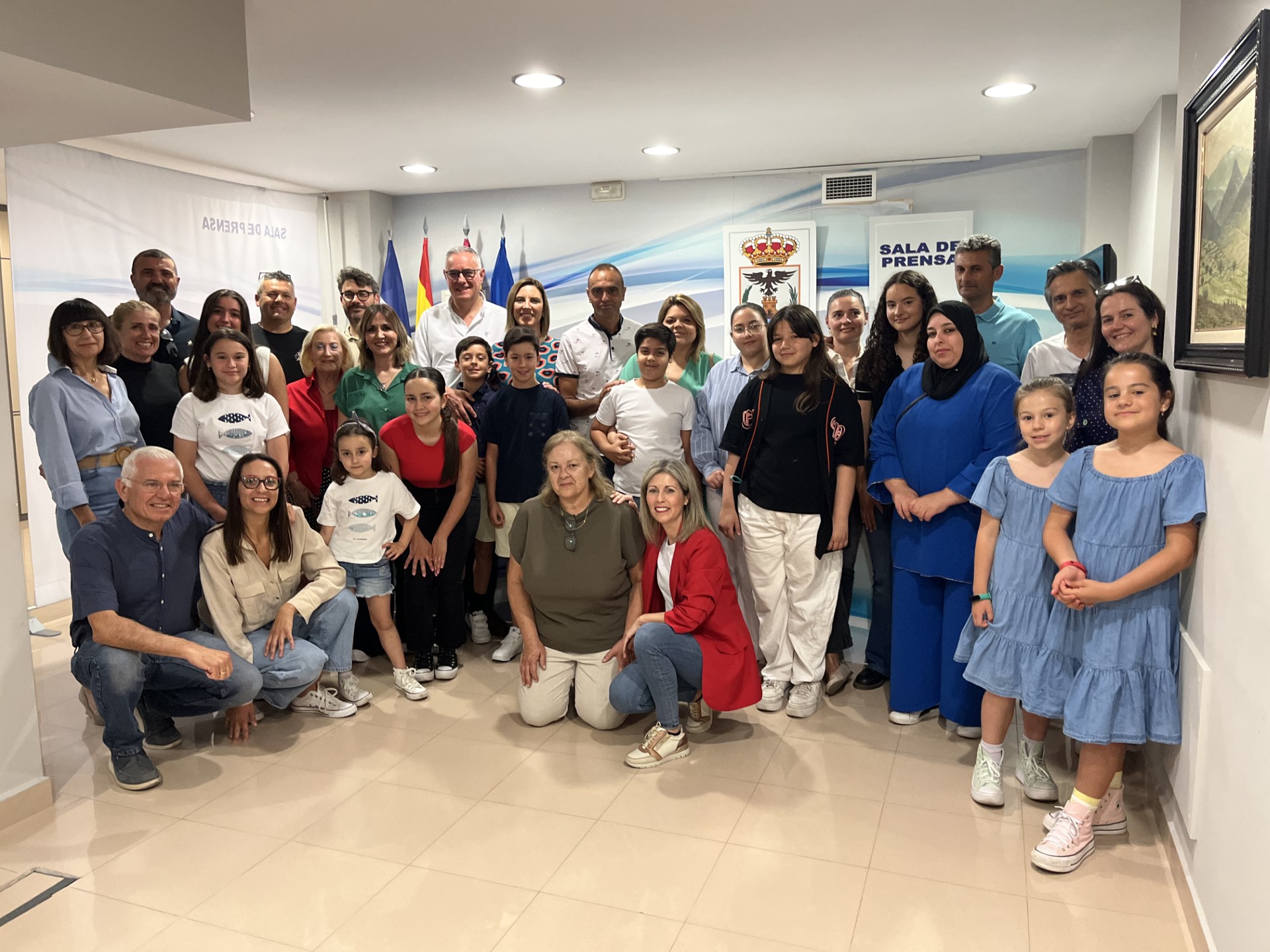 La edil de Cultura entrega los premios de los concursos organizados con motivo del Día del Libro