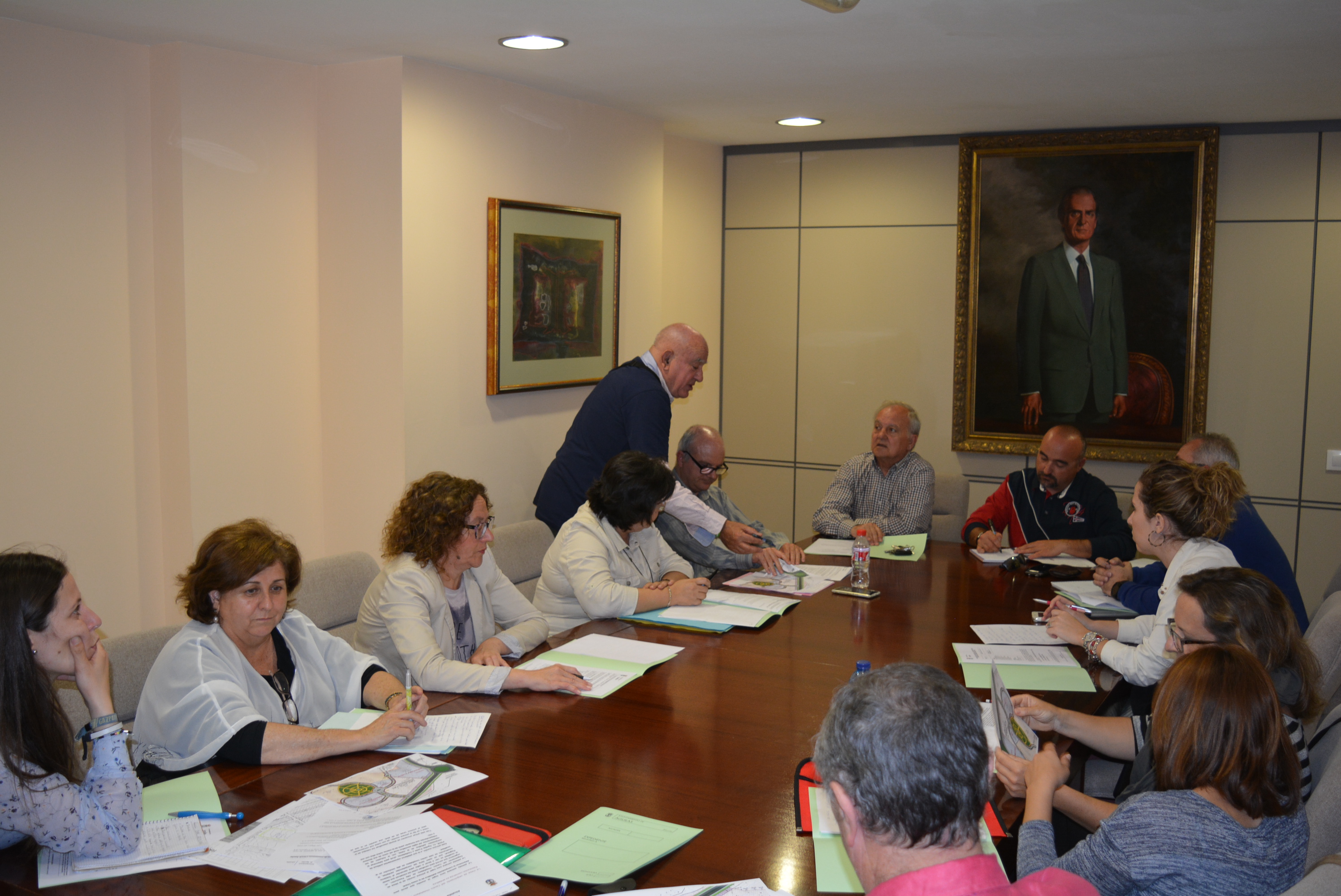 Le mesa de seguimiento del Centro Hospitalario de Alta Resolución propone diferentes ubicaciones para su construcción