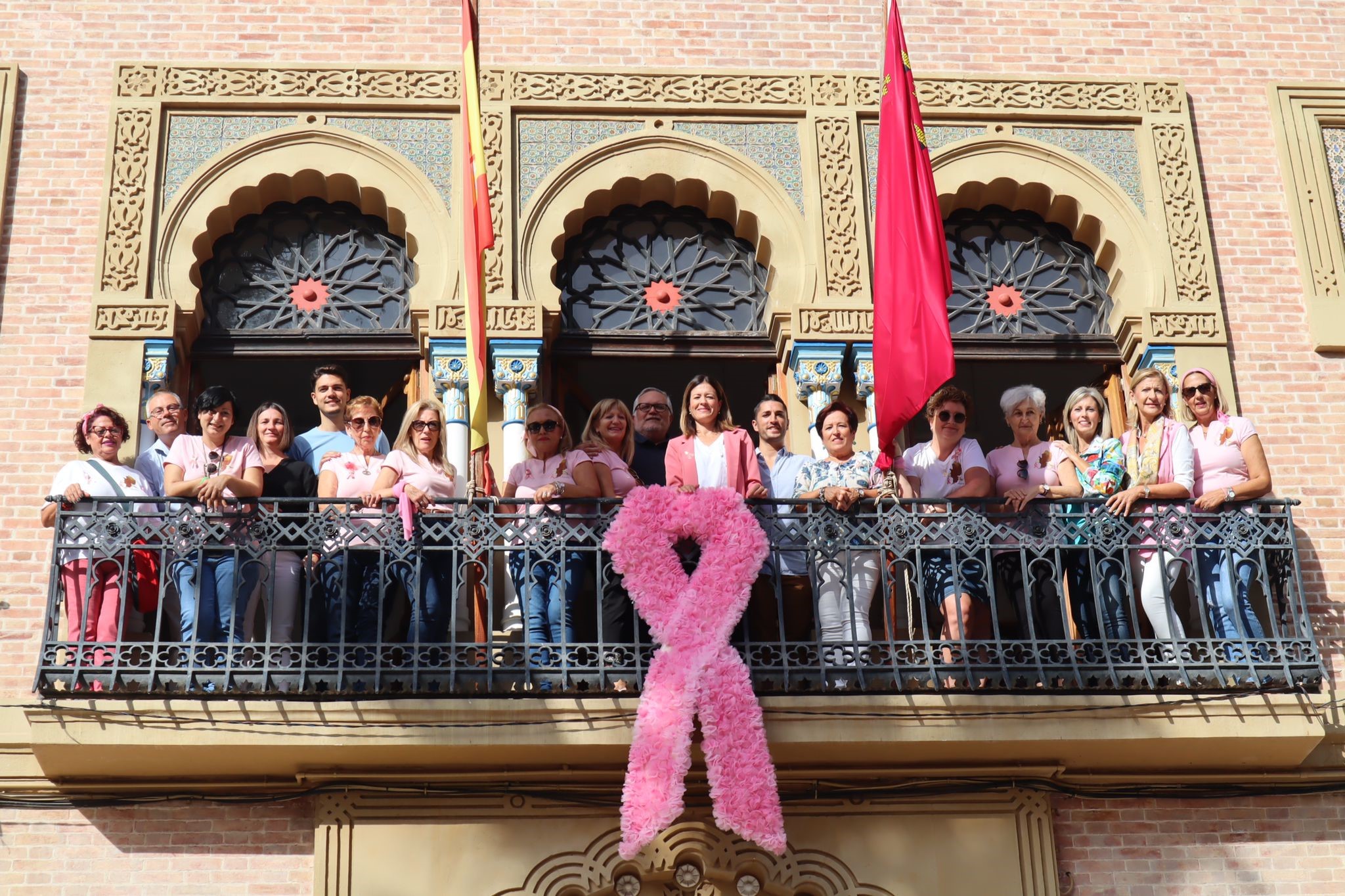 Águilas se une a la conmemoración del Día Mundial Contra el Cáncer de Mama