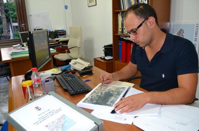 El Ayuntamiento de Águilas inicia las obras de un nuevo sistema de abastecimiento de agua potable en Marina de Cope 