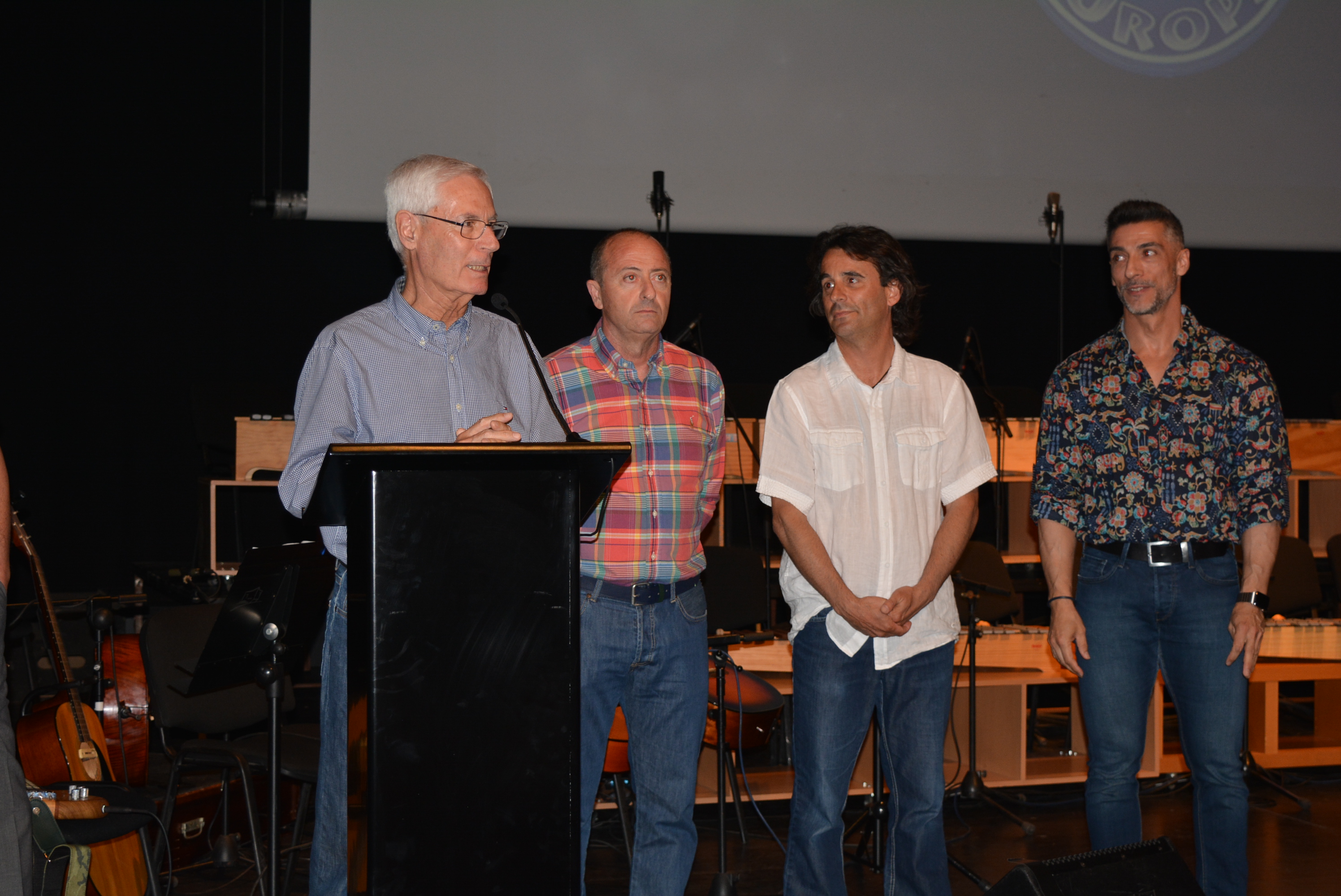 Más de 300 alumnos participan en el concierto anual del IES Europa