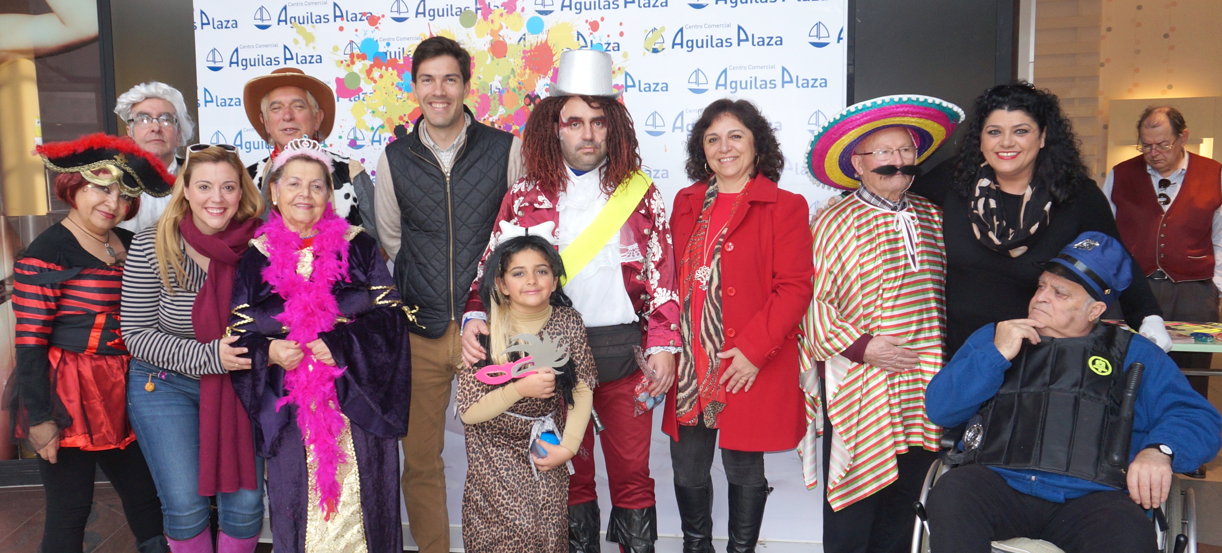 La asociación Alzheimer Águilas celebra su fiesta de Carnaval