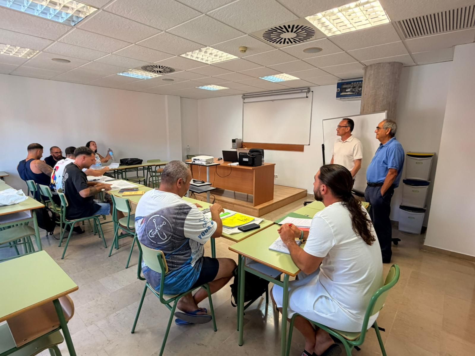 El Ayuntamiento de Águilas impulsa la formación especializada para fortalecer el sector pesquero y náutico local