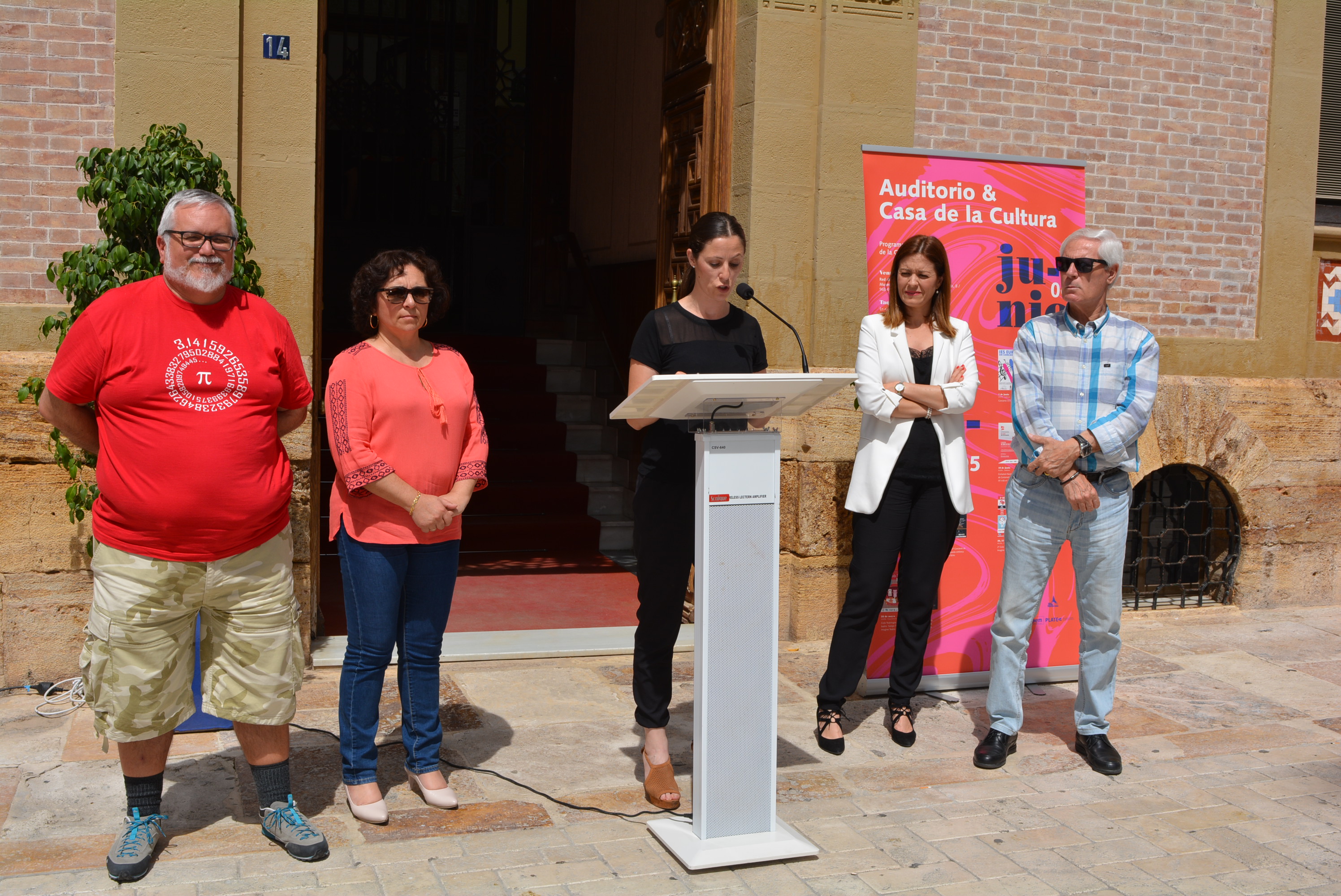 El Ayuntamiento de Águilas pide el compromiso unánime de todas las administraciones en el Día Internacional de la LGTBIfobia